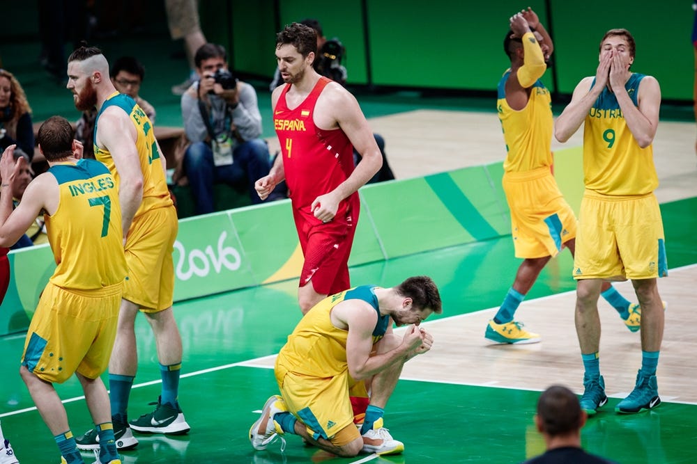 Baynes, Australia rout Lithuania to reach semis in Rio