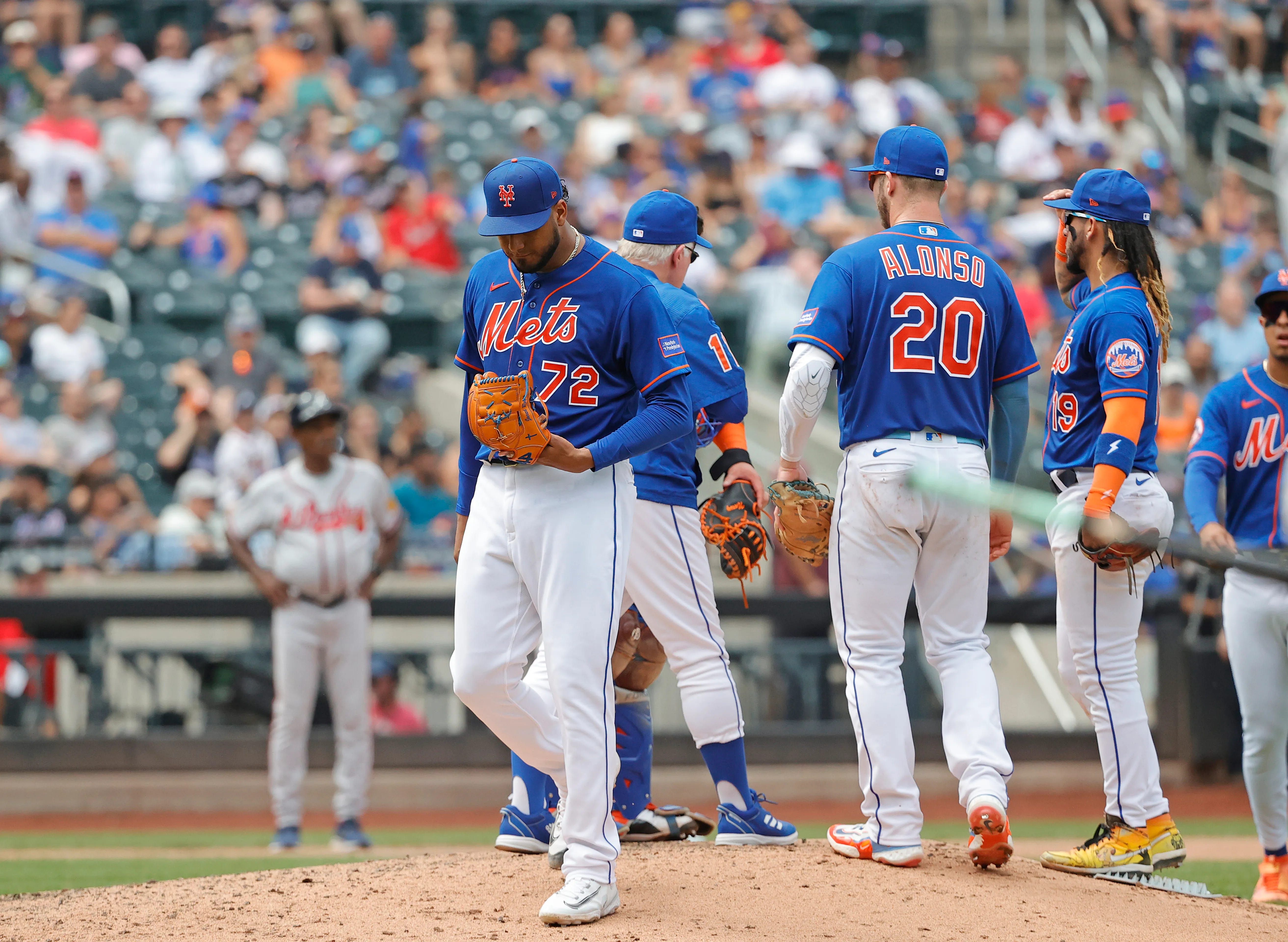 Mets send disgruntled Dom Smith to Triple-A Syracuse