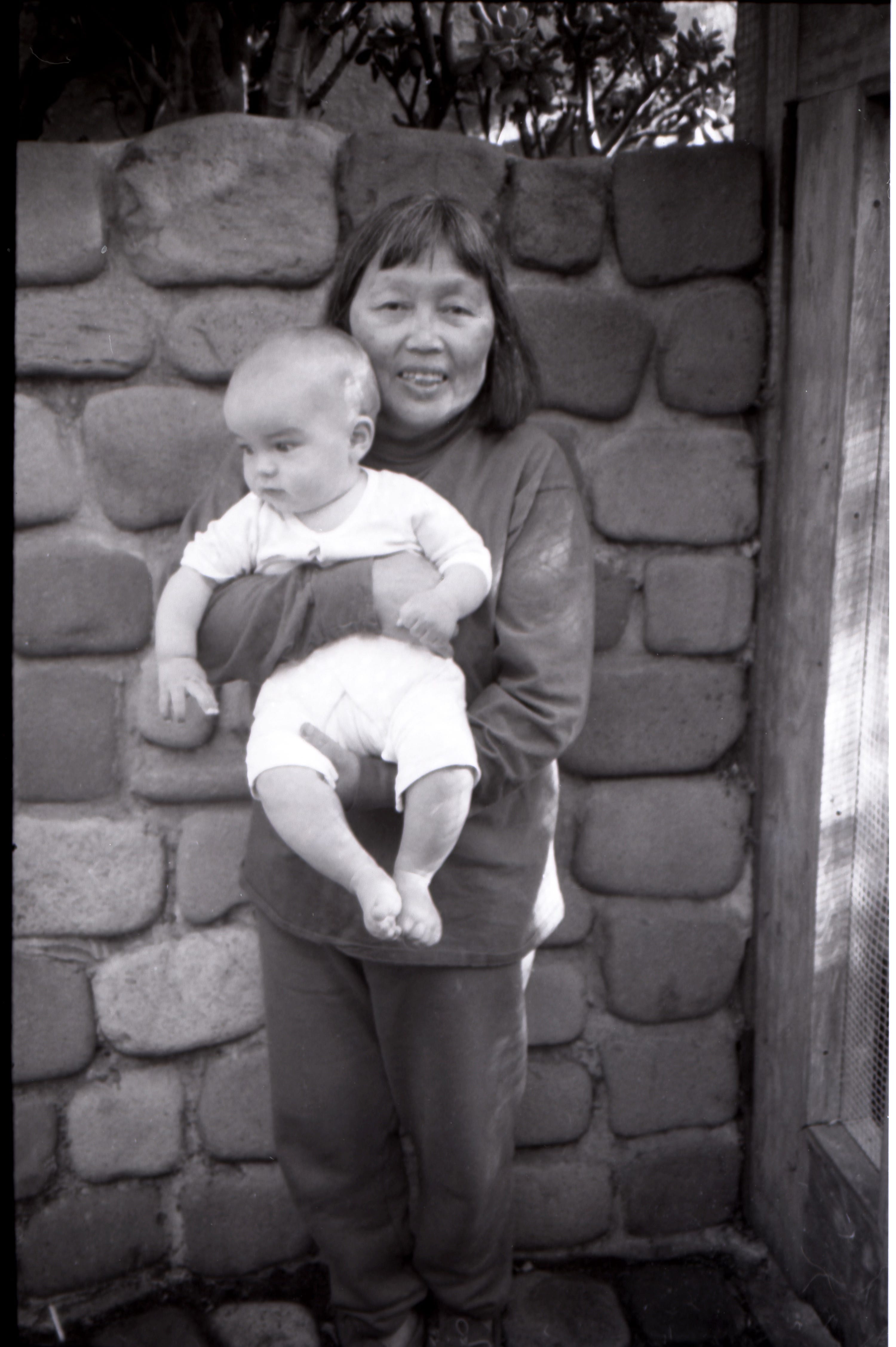 Ruth Asawa, Mother and Friend