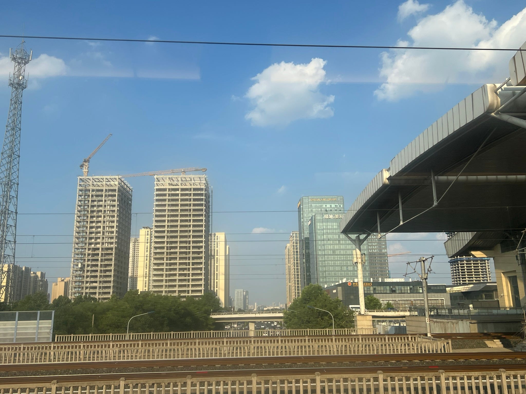 Why do Chinese cities all (mostly) look the same?