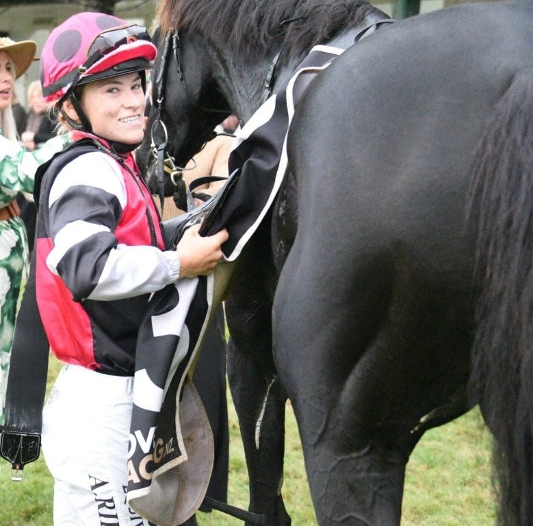 Like mother, like daughter: Visiting rider's four Riverton wins