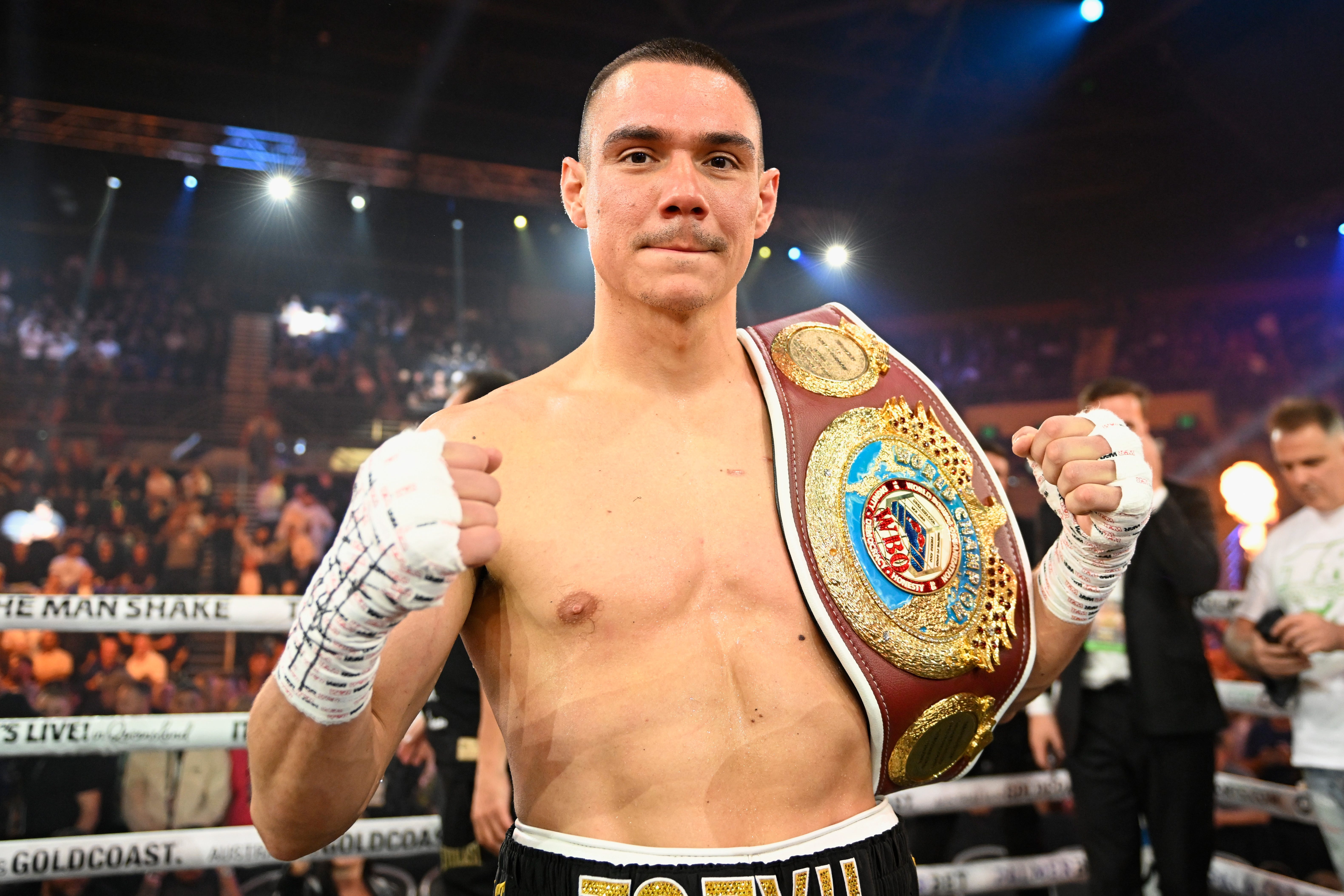 Notebook Tszyu to defend junior middleweight title vs