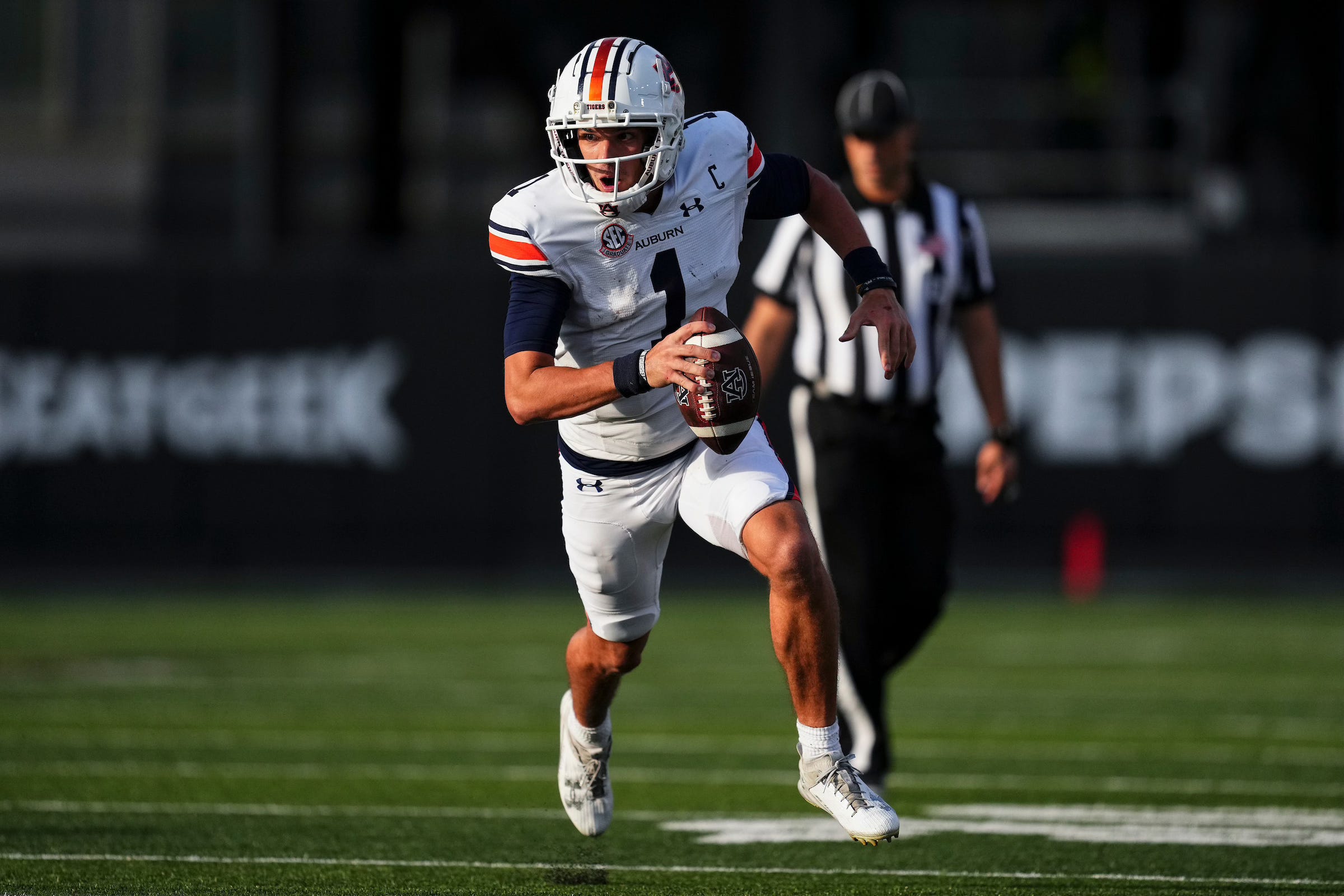 Auburn football: The story behind running back Tank Bigsby's rise