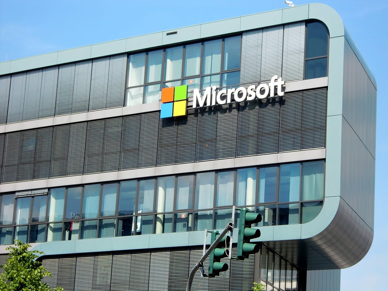 Microsoft's Online Service Terms Spark New Privacy Concerns - SiliconANGLE