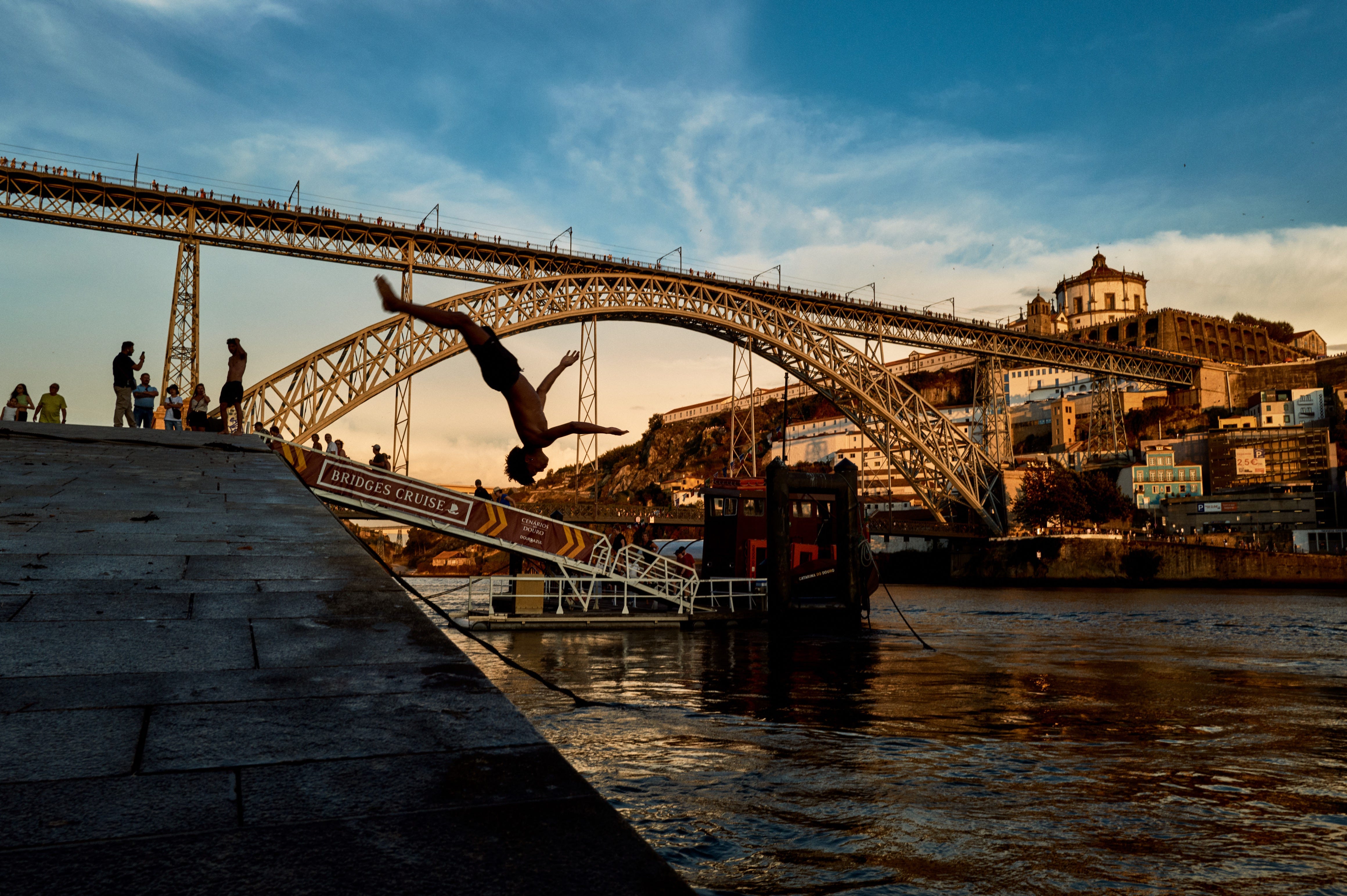 48 hours in Porto with Leica - by Gajan Balan