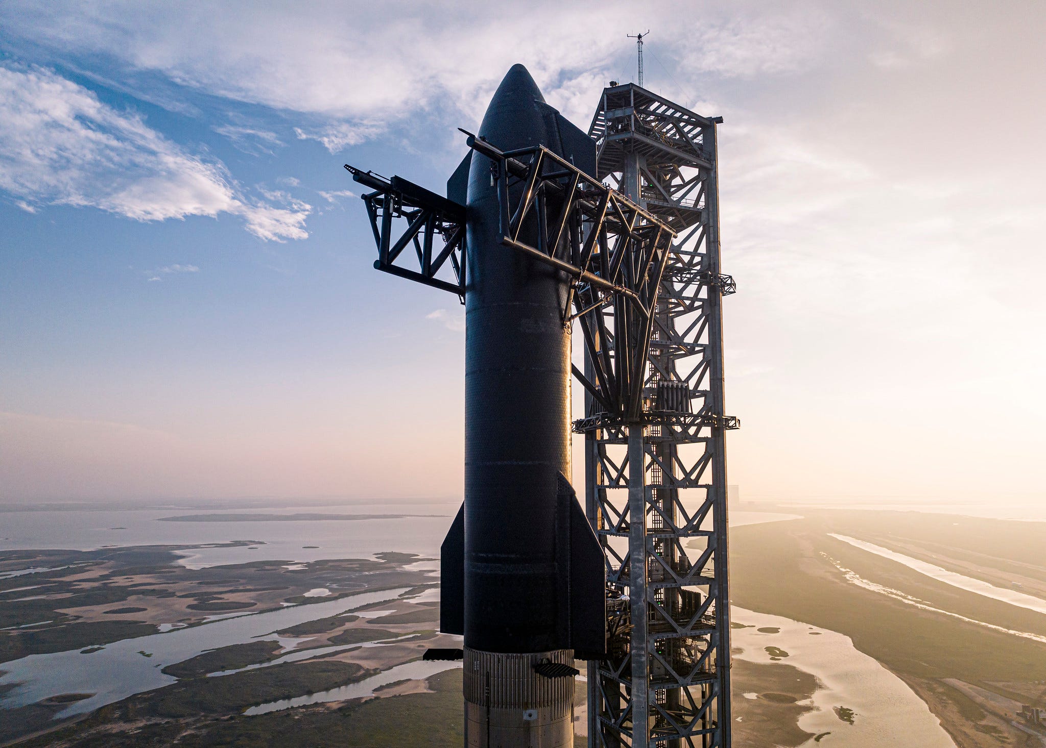 Anatomy of a Rocket: Lessons from Starship and Mechazilla