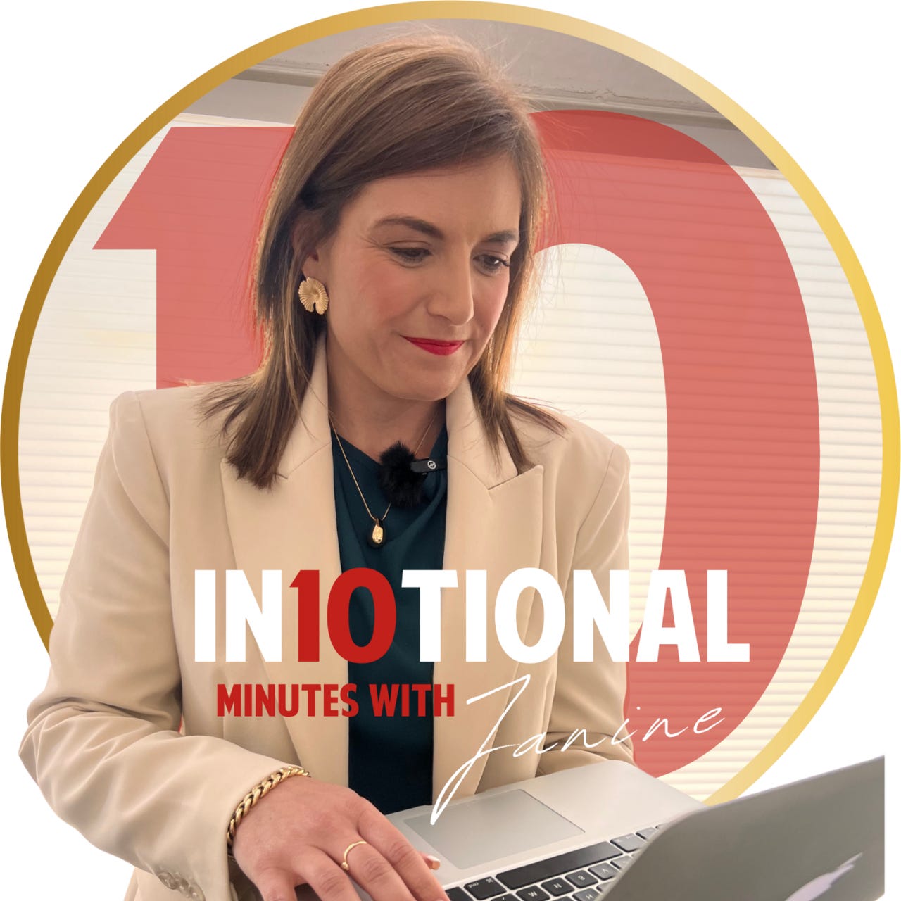 10 IN10TIONAL Minutes with Janine logo