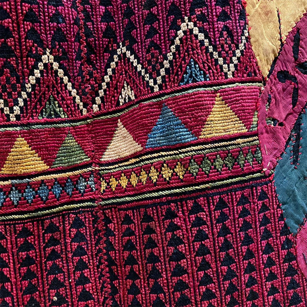 Material Power: Palestinian Embroidery - by Joumana Medlej