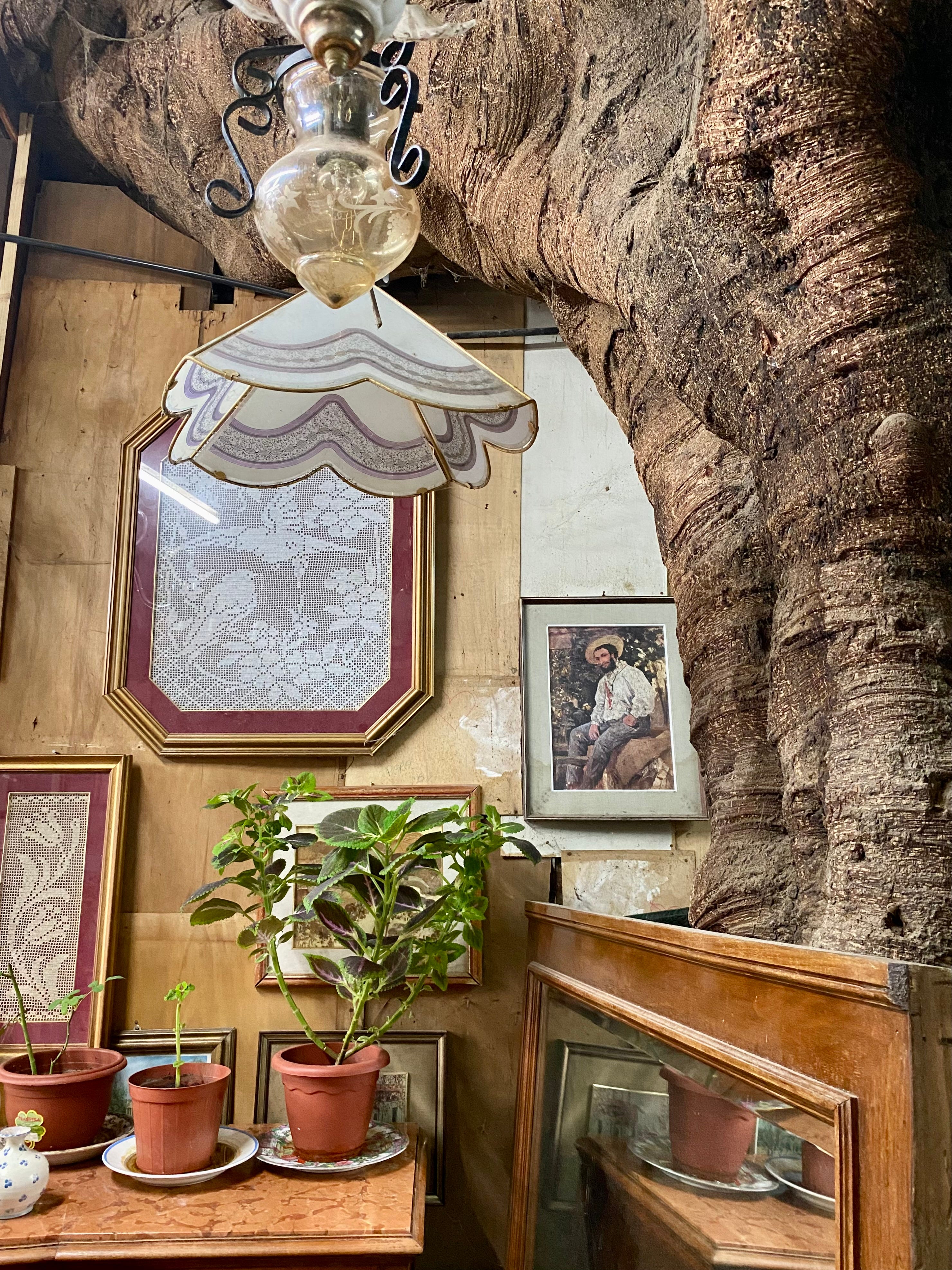 The plate that haunts me from Palermo’s flea market in Piazza Marina