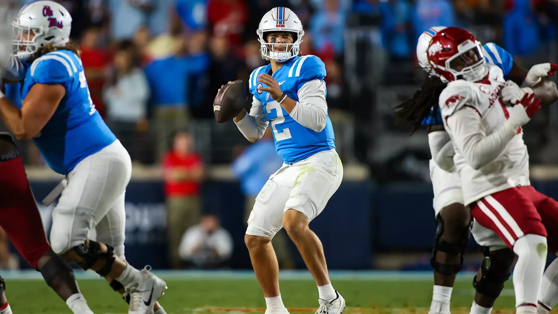 Oregon State QB Uiagalelei, Clemson WR Collins, NC State QB Morris