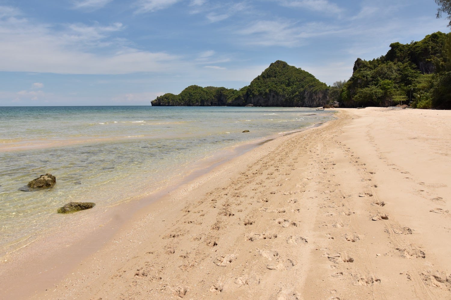 T.I.C.D. Chumphon coast & offshore islands (Part I Mu Ko Wiang, Pathio & Hat Thung Wua Laen)