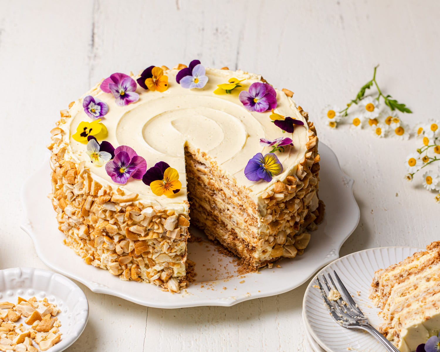 10 Festive New Year's Cake Ideas - Find Your Cake Inspiration