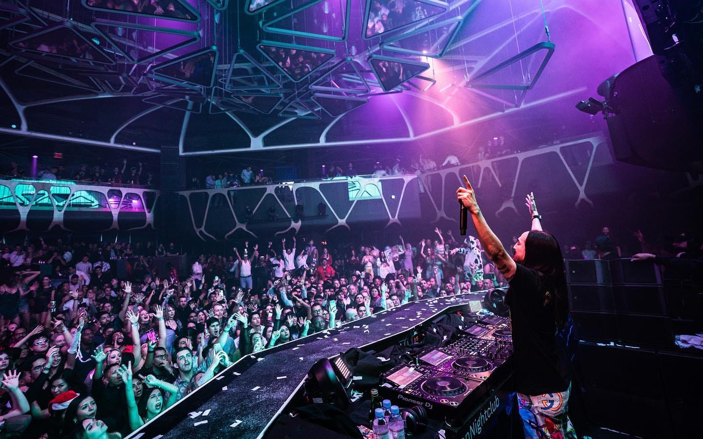 Vegas Diaries, Chapter 2 A Little Context