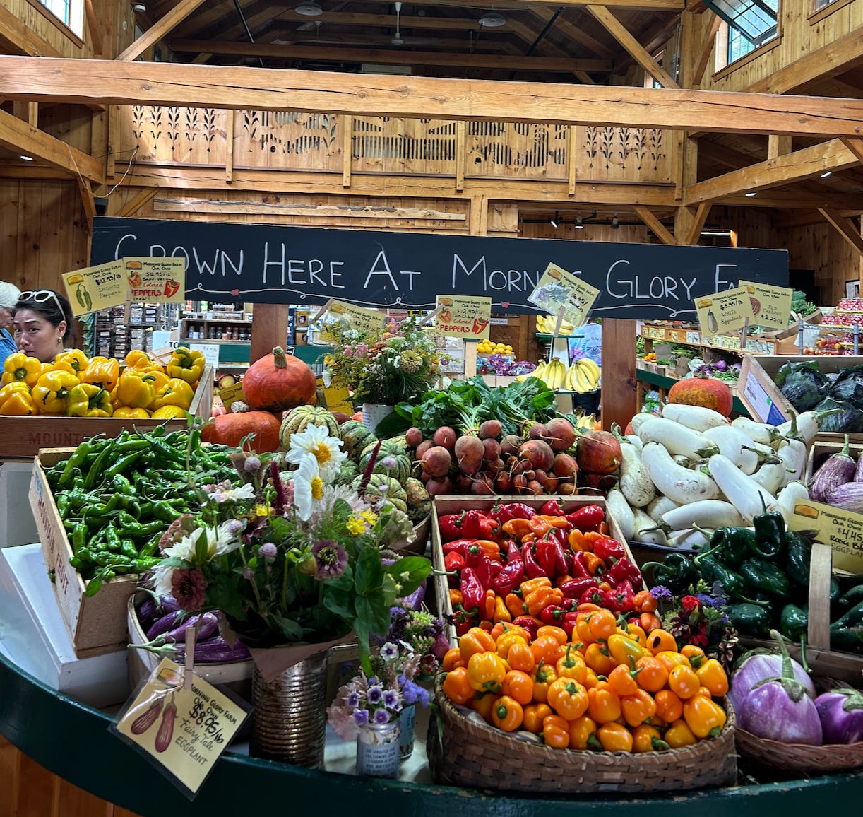 🧺 Roundup: Grocery Stores + Markets of Martha's Vineyard