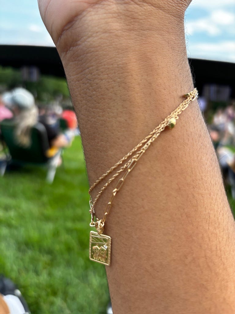 Stock vektor „Elegant Modern Botanical Wedding Invitation Colorful“ (bez  autorských poplatků) 1991016881 | Shutterstock, image size:768x1024