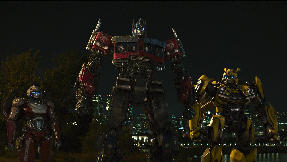 Transformers: Prime - Darkness Rising : Peter Cullen  