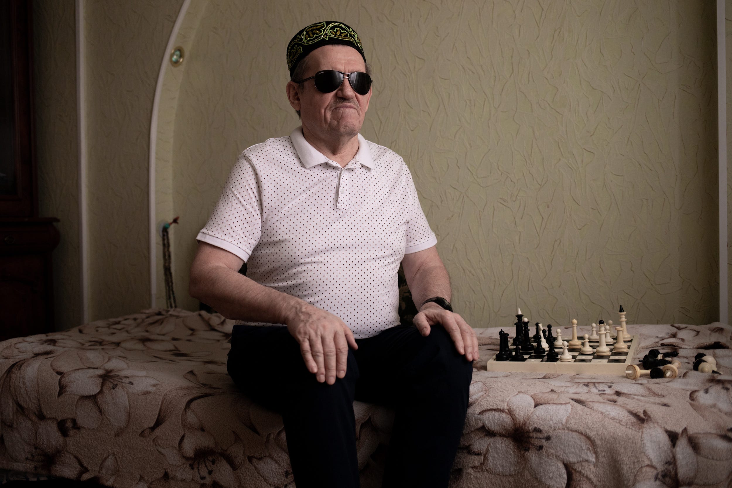 presents BLINDFOLD CHESS • Photography by Anastasiya Pentyukhina