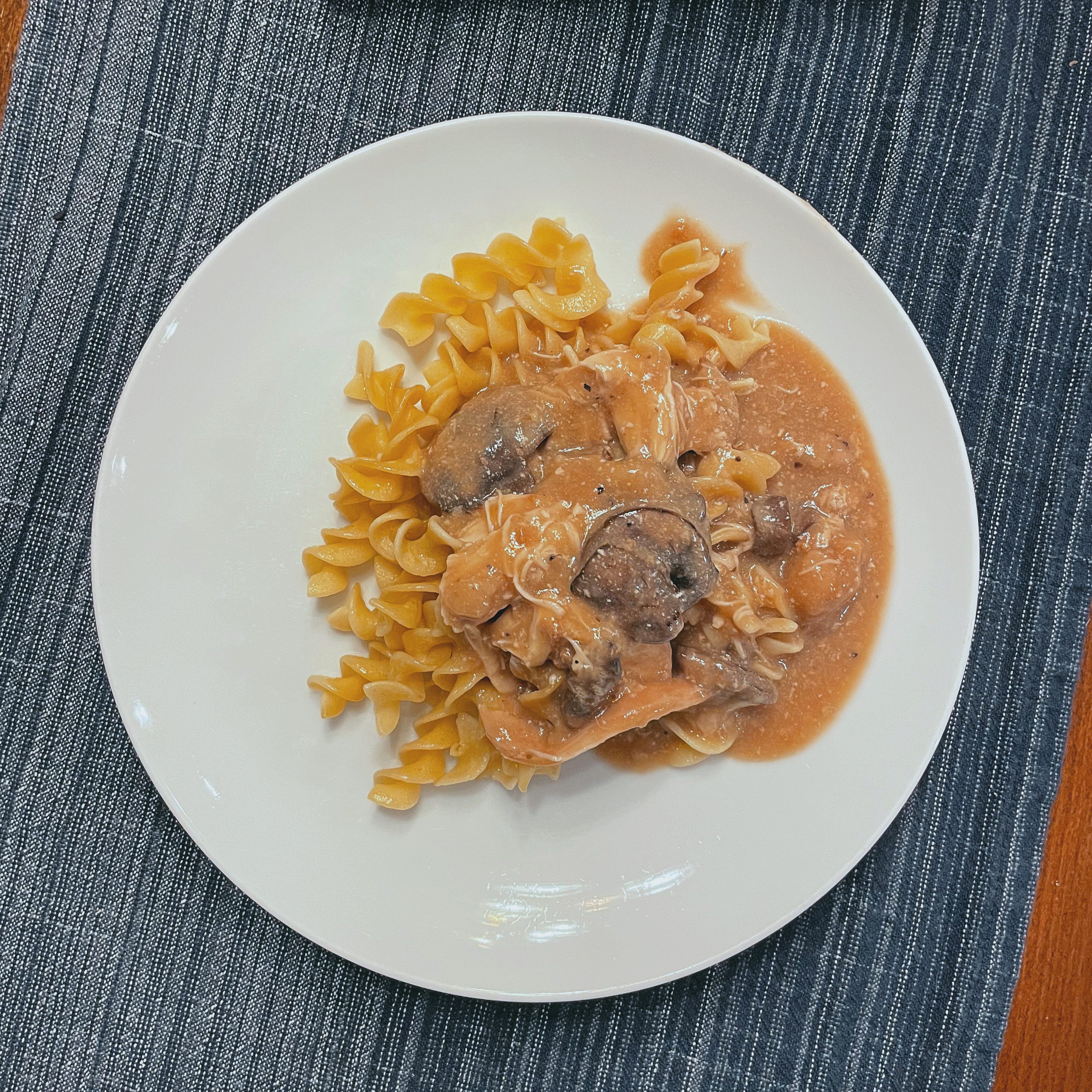 Leah Cooks Dump and Go Slow Cooker Chicken and Gravy