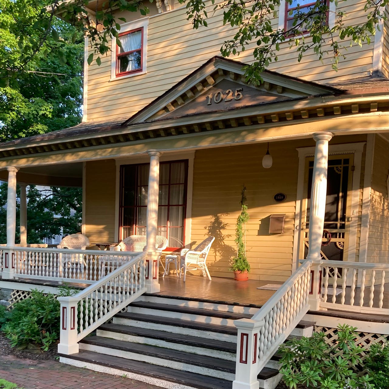 The Schliesing House Garden Throughout the Year