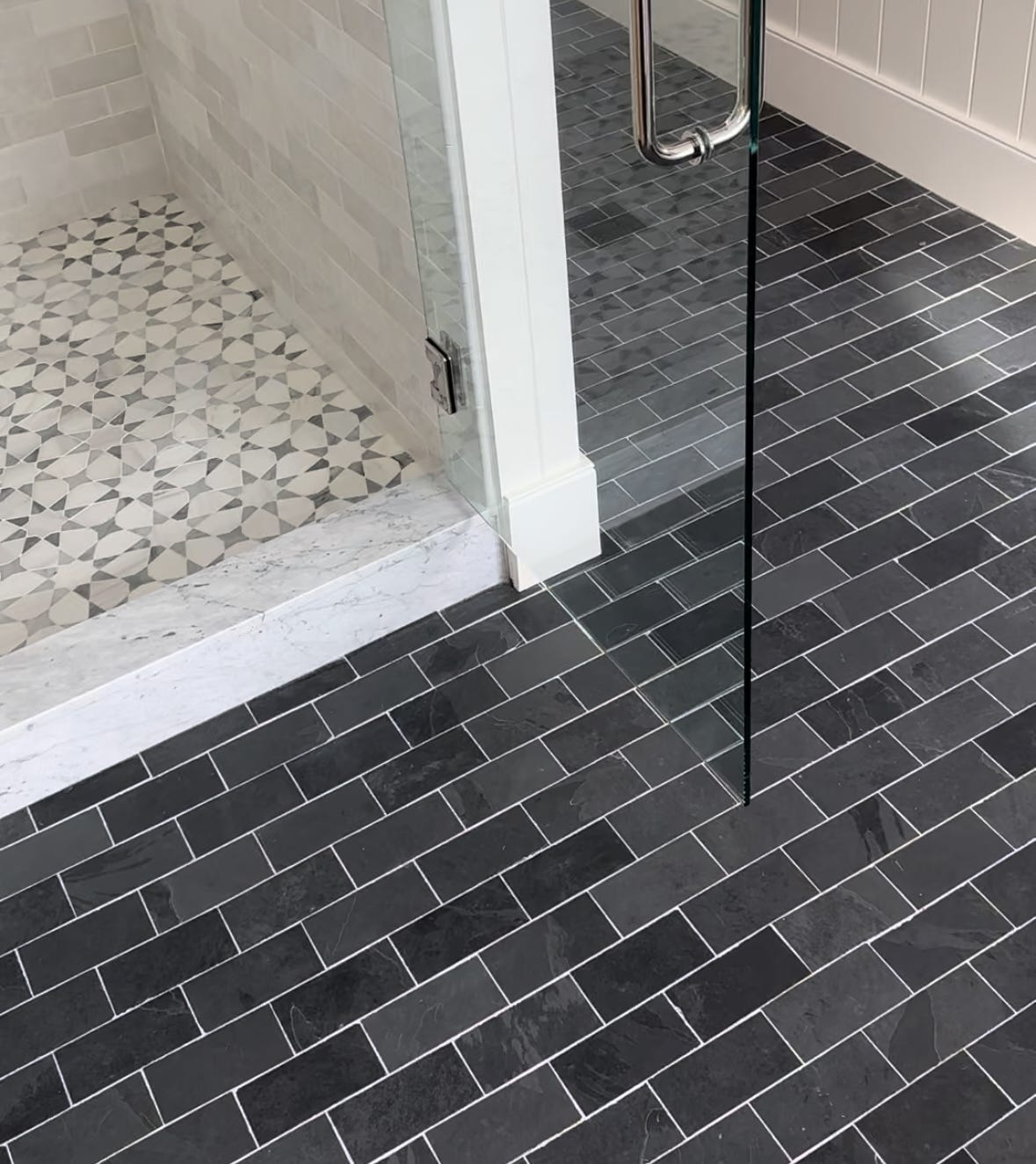 Foolproof Tile Combinations For Your Bathroom, image size:1179x1324