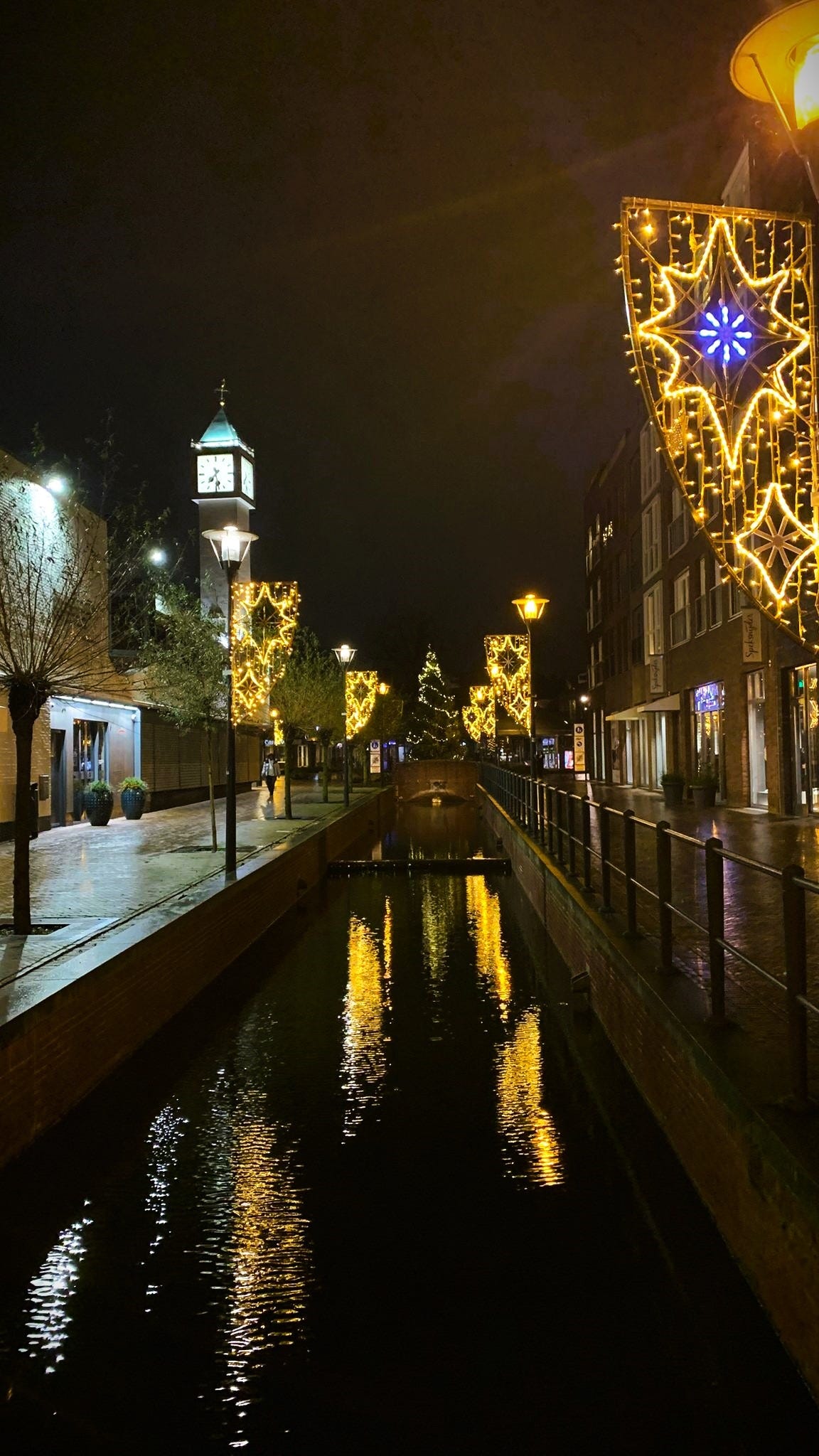 From Dutch canal lights to golden chocolate