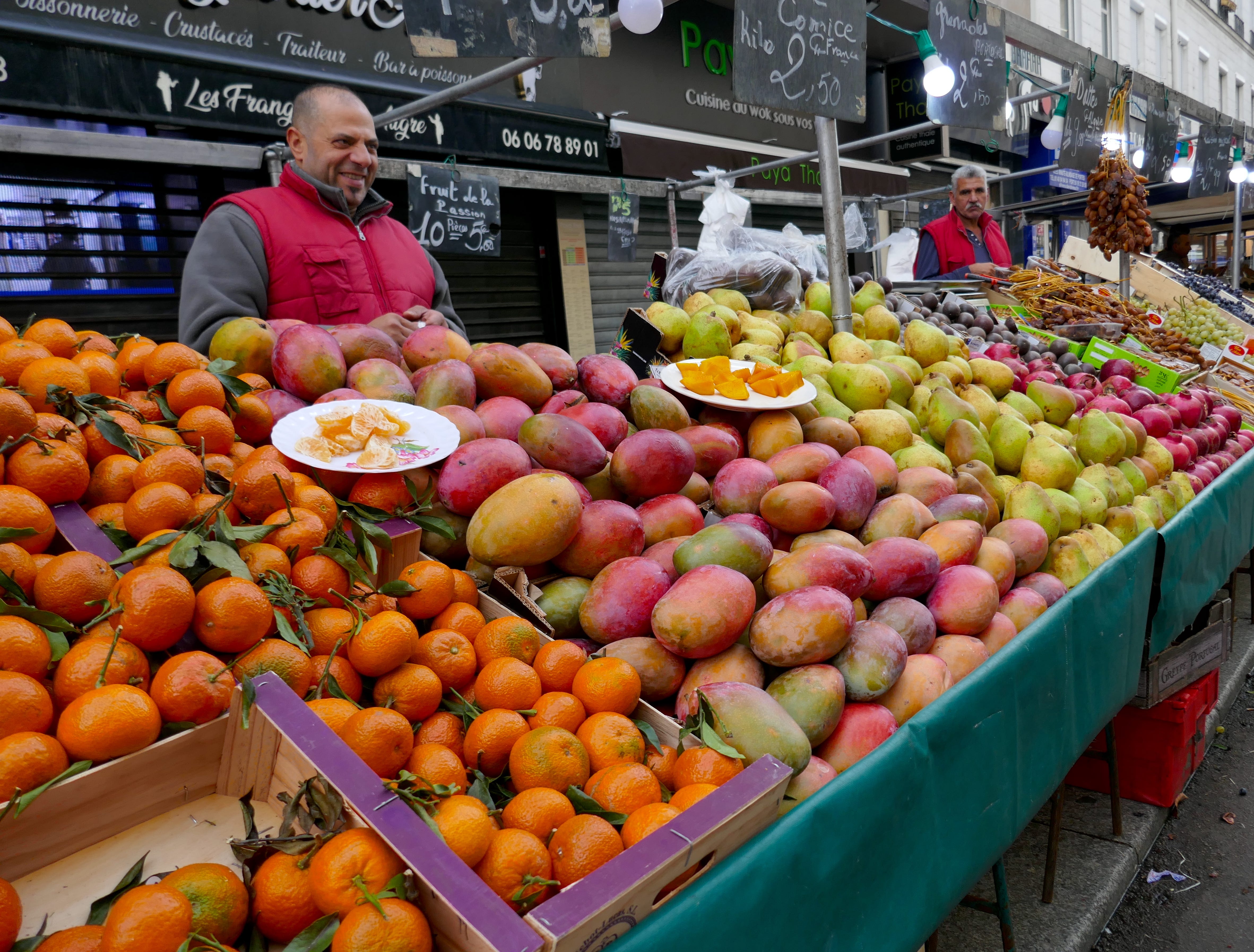 Mini-Itinerary: A Morning Around the Marché dAligre