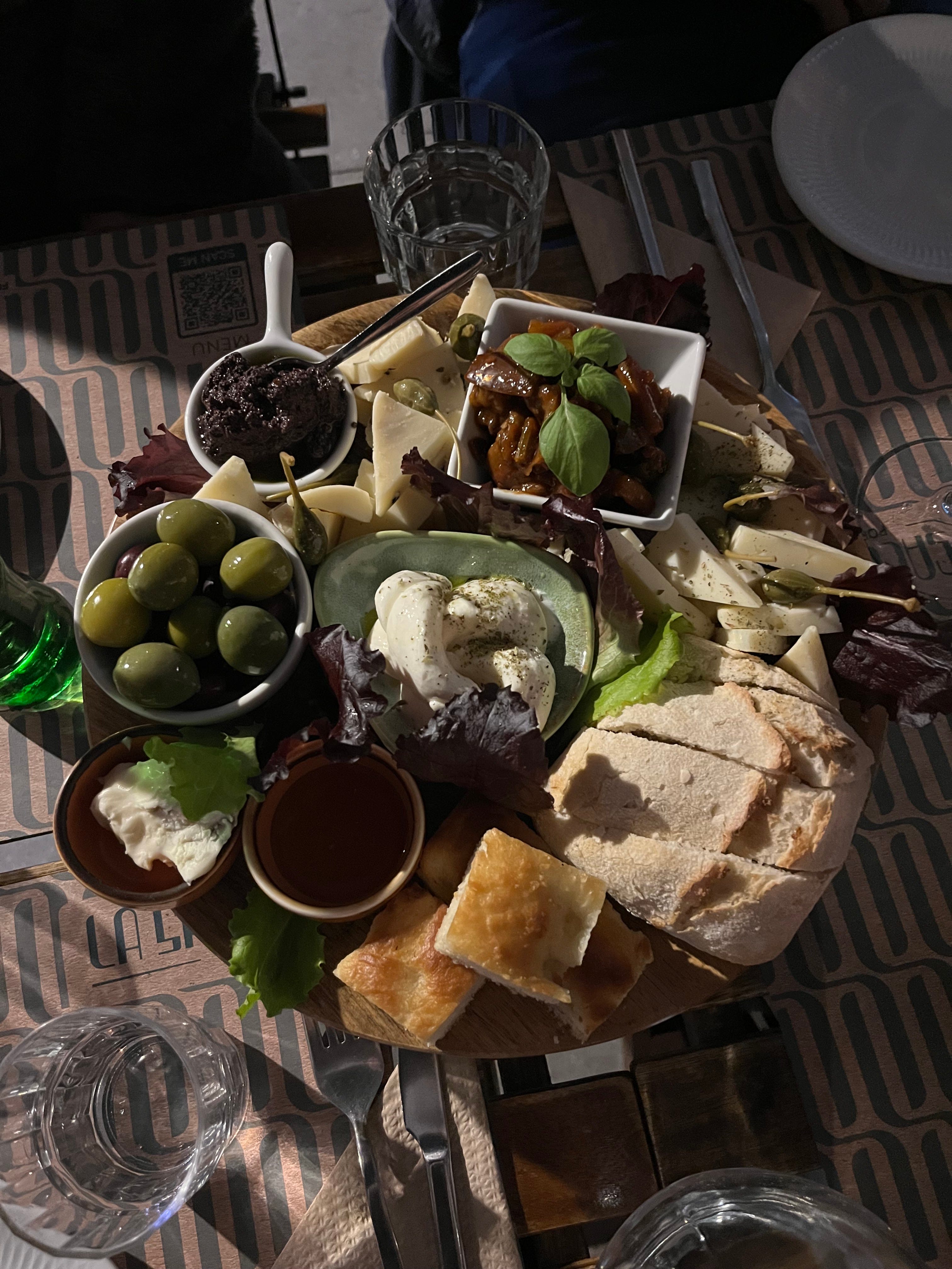 Portugal cheese tray