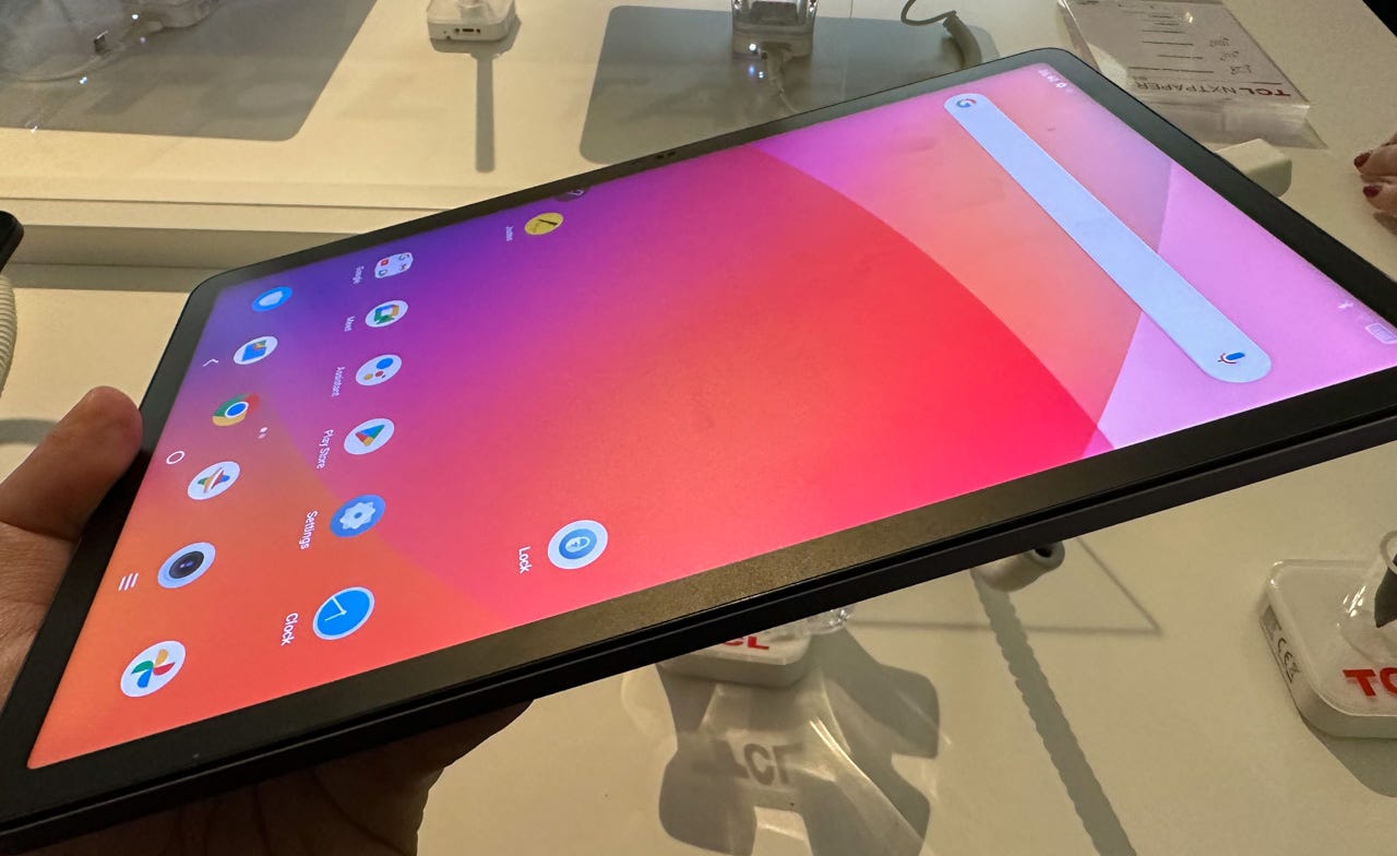 TCL's Nxtpaper 11 tablet and phone concept look better than my