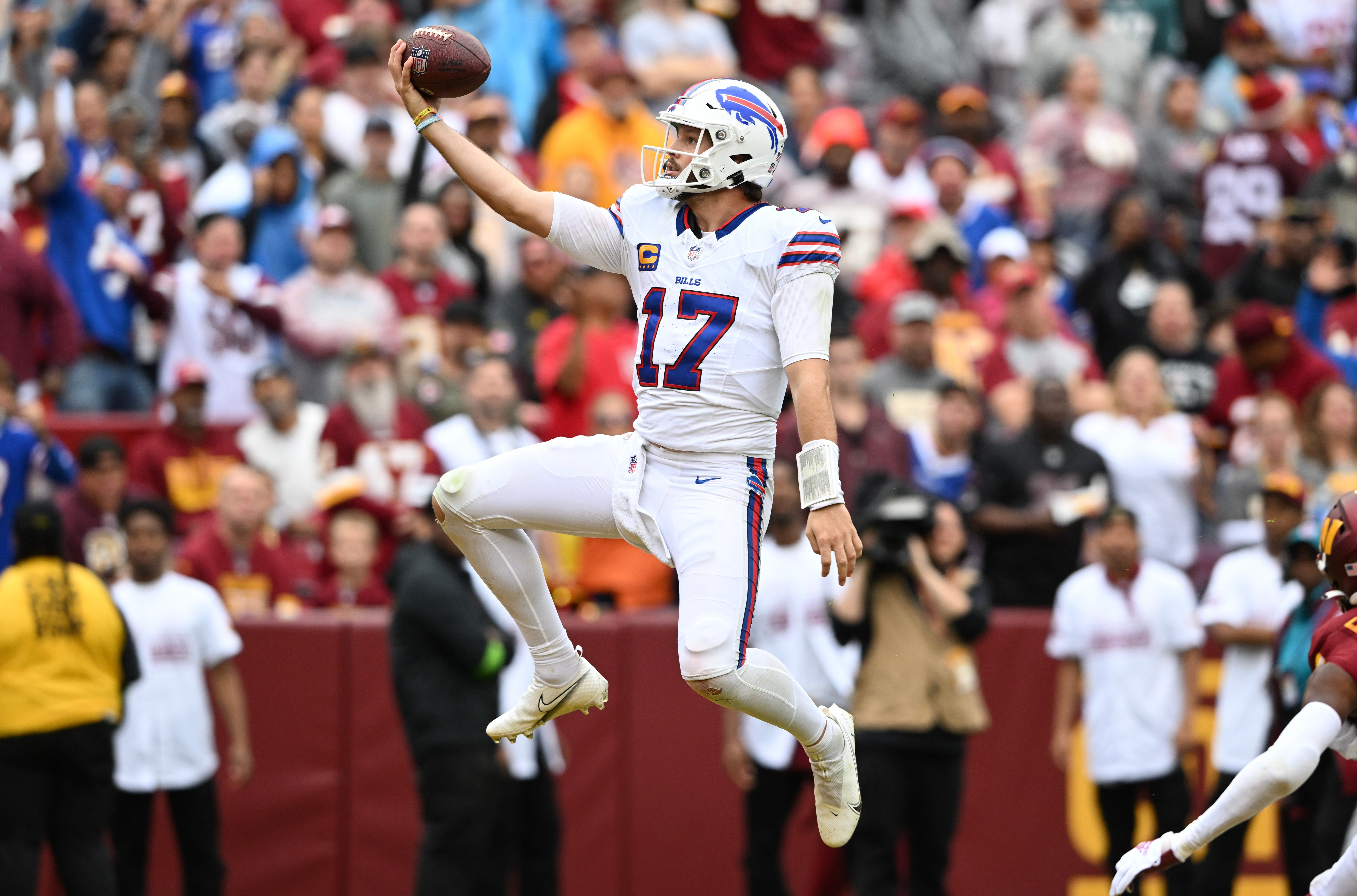 Commanders DE Montez Sweat watches Josh Allen leap into the end zone - 2023  Buffalo Bills - Bills Fans