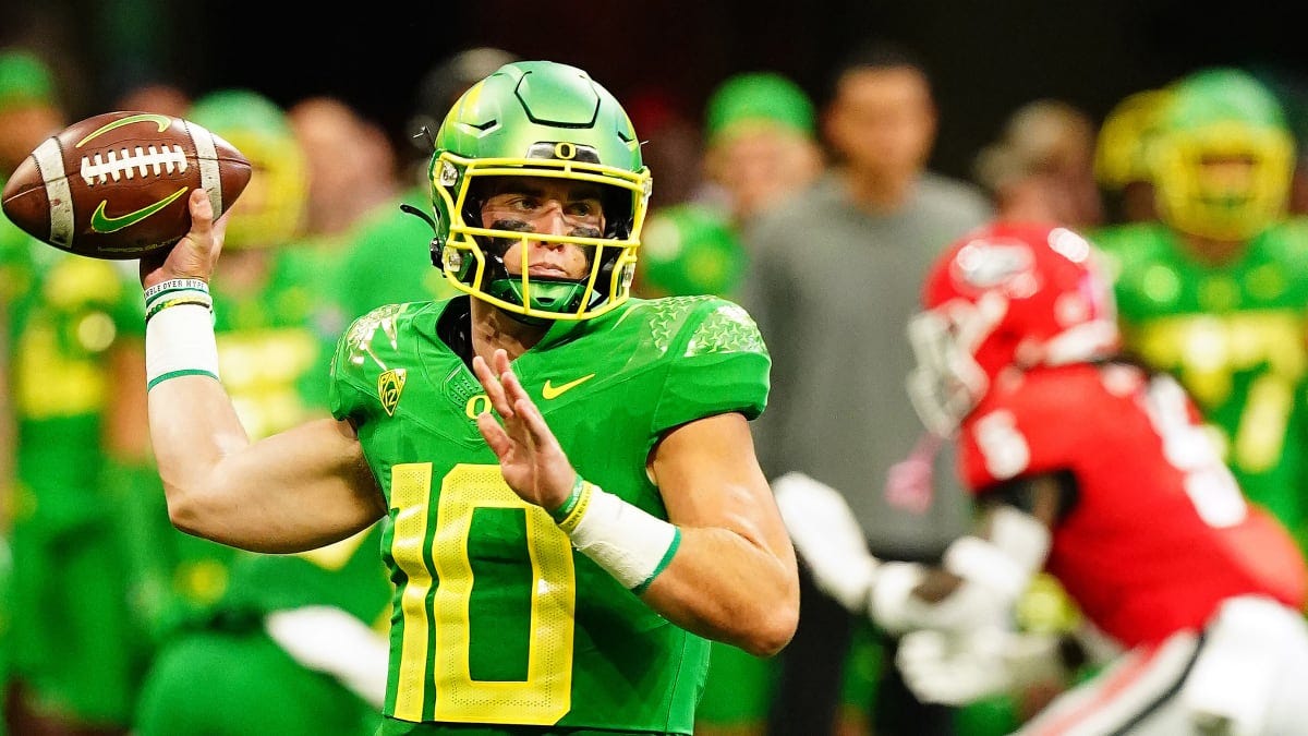 Bo Nix Draft Profile  Oregon, QB Scouting Report