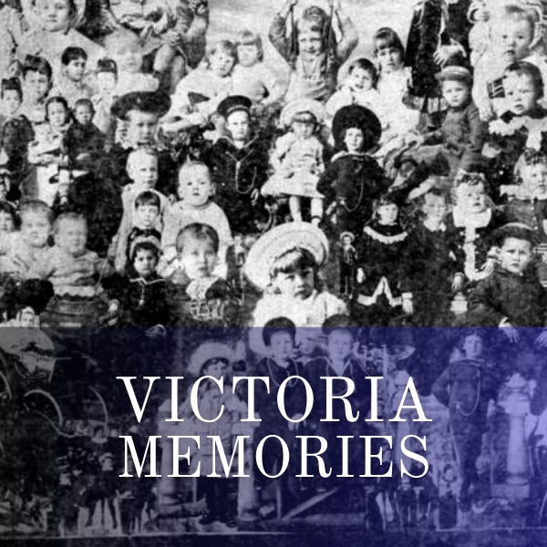 Victoria Memories logo