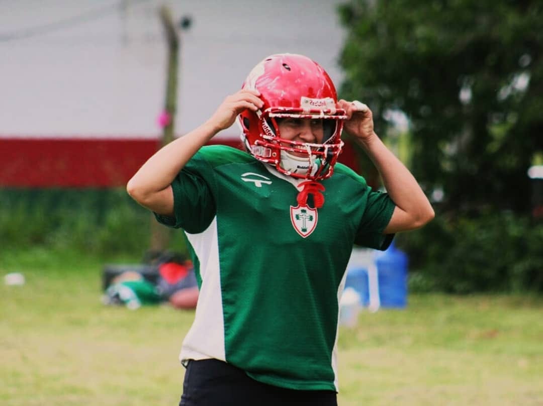 O futebol americano feminino pede passagem