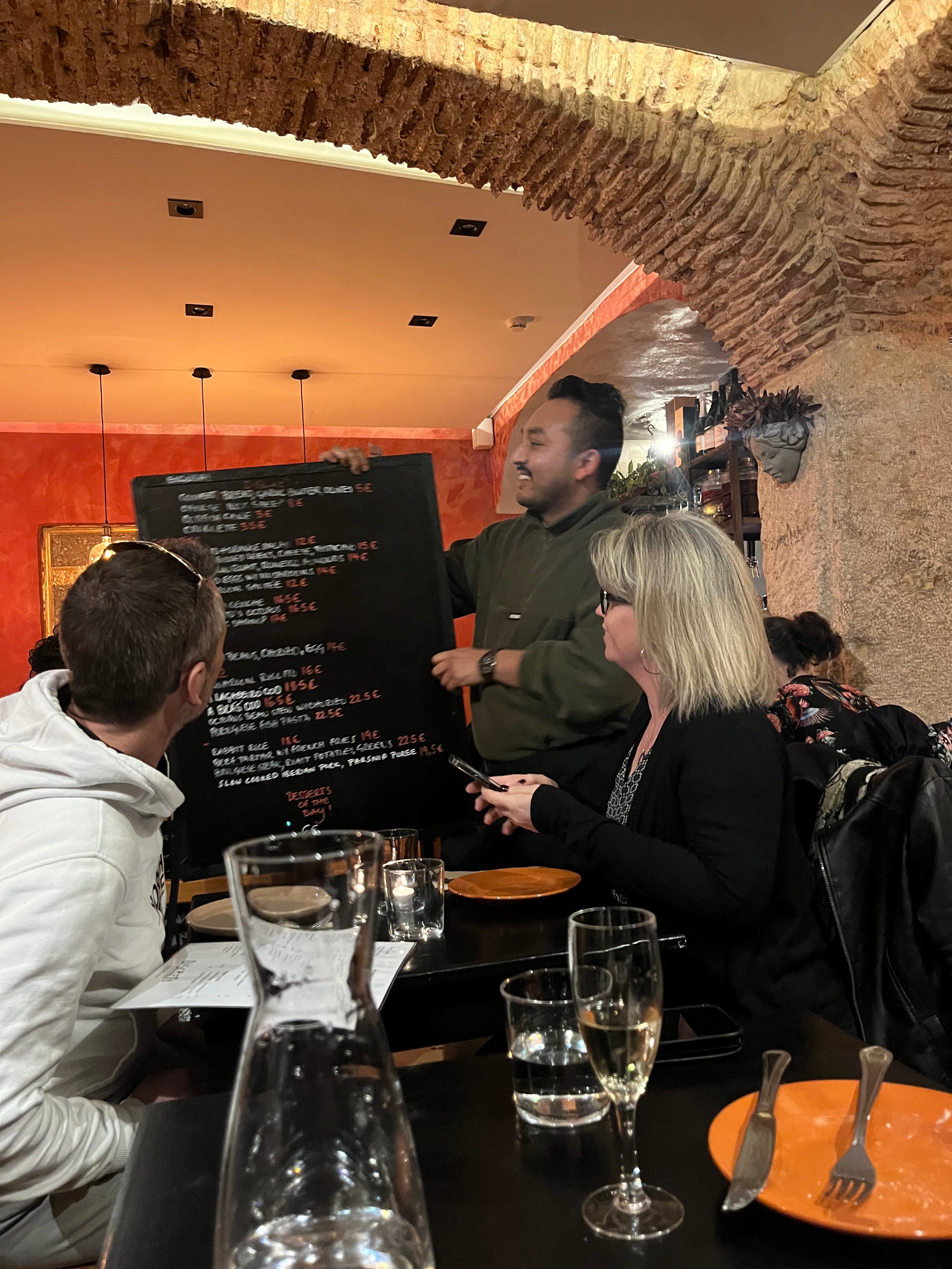 Discreto chalkboard menu