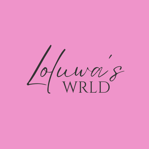 loluwa's wrld ! logo