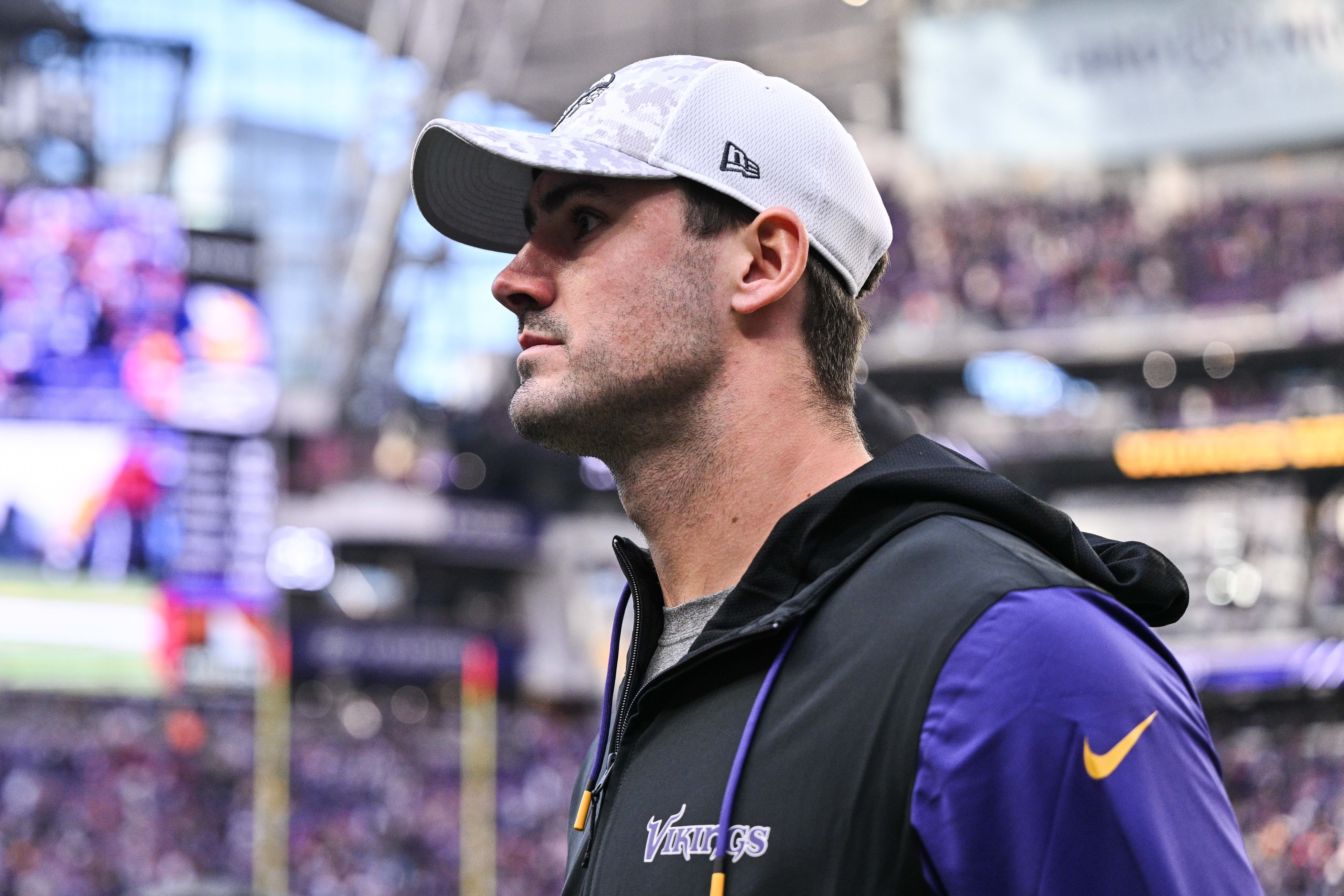 Will Daniel Jones be Vikings' No. 2 quarterback for playoff game against  Rams?