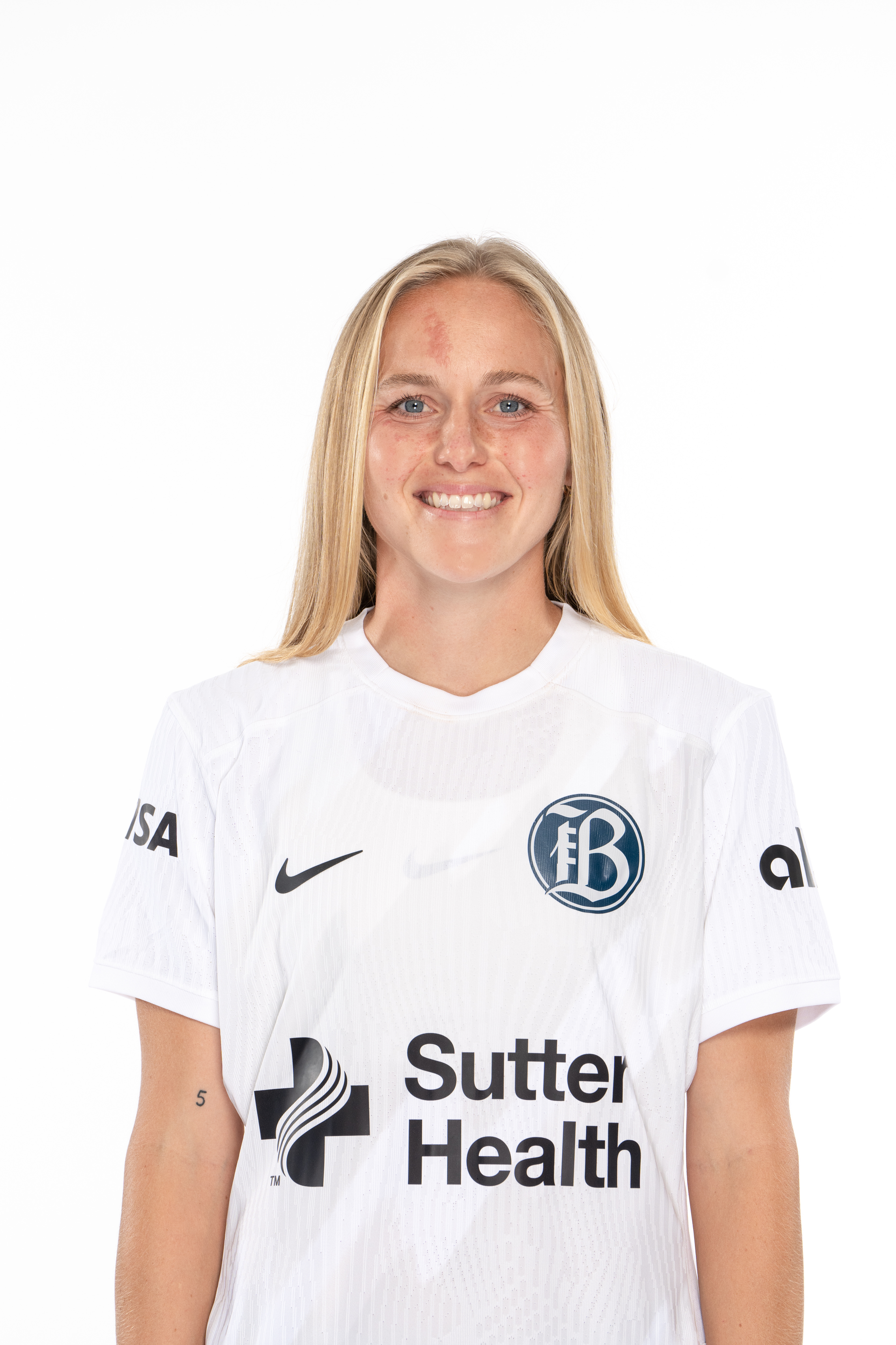 Bay FC's Penelope Hocking Steps Forward at Crucial Time