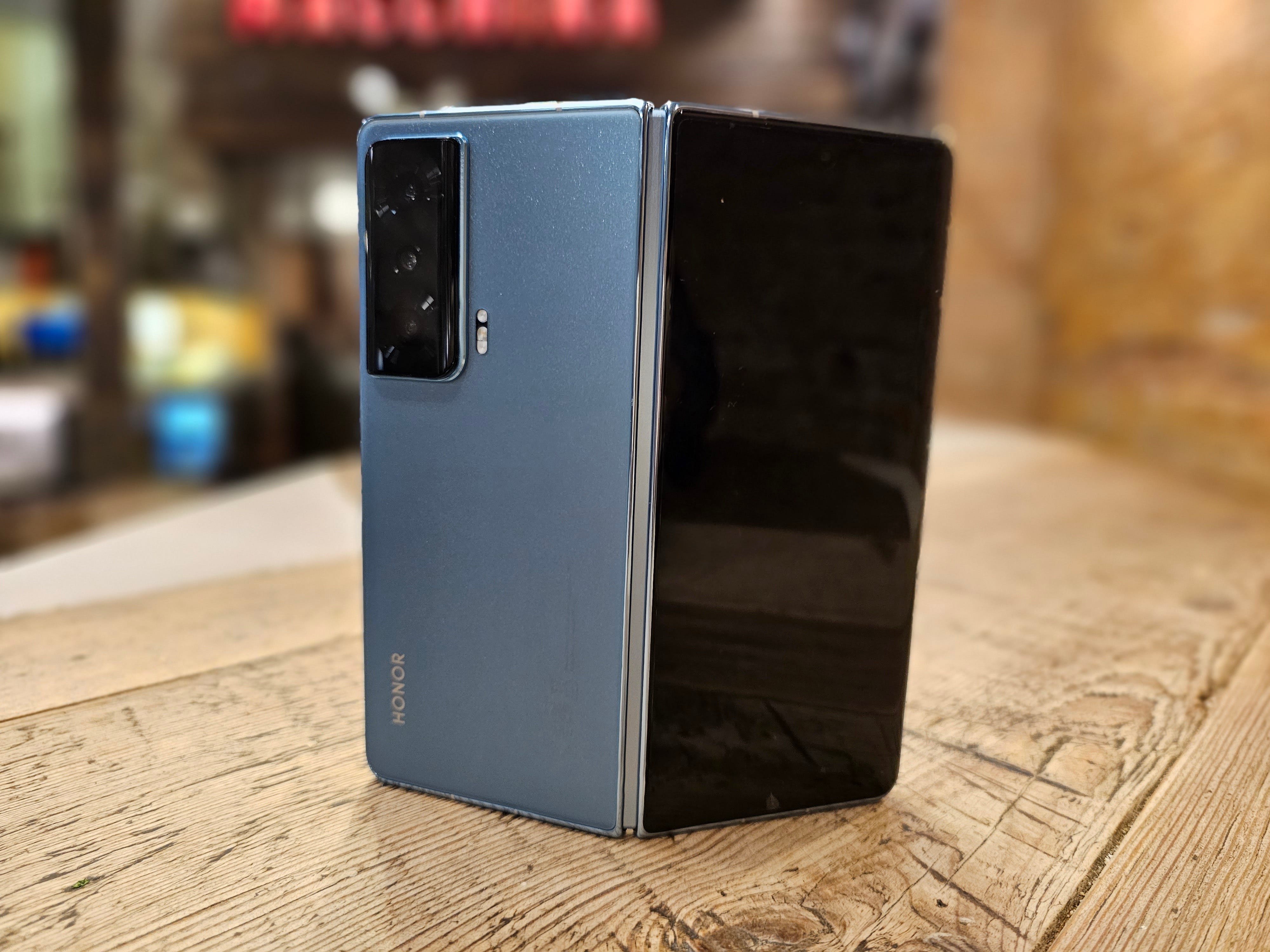 HONOR Magic V - 7.9” Foldable Smartphone