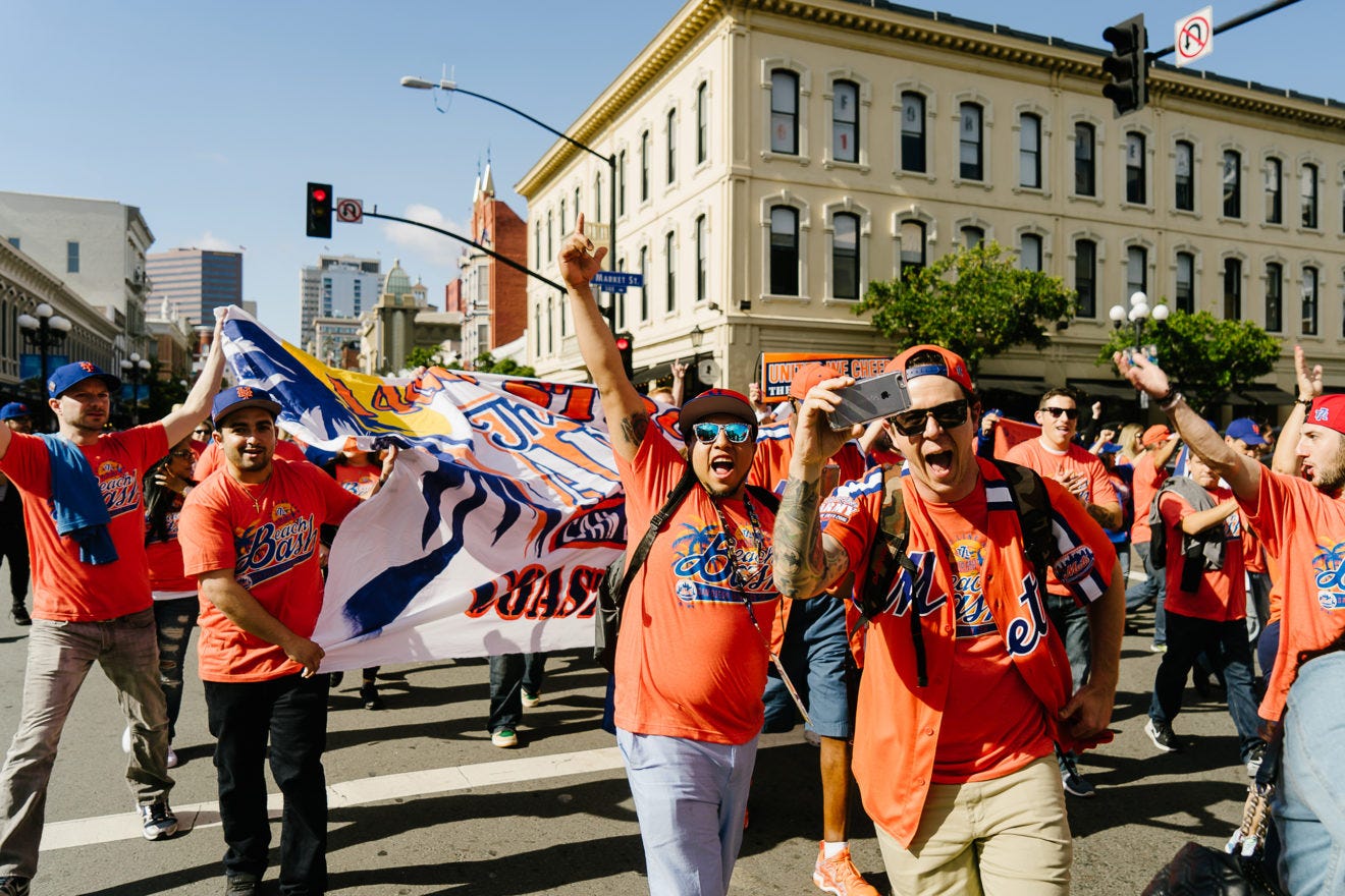 Move Over, Bleacher Creatures: It's the 7 Line Army's Turn - The