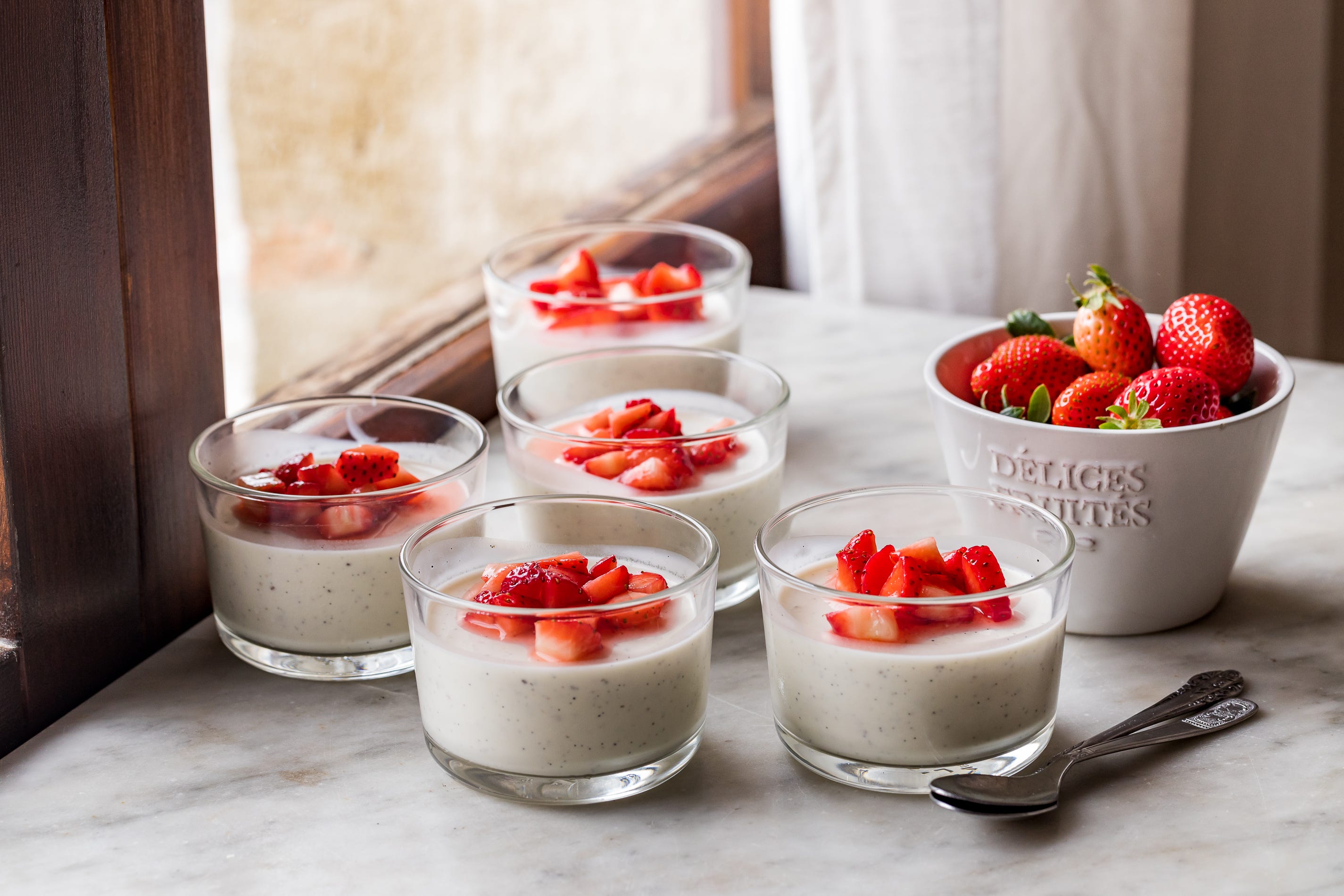 Vanilla bean seeds and a good panna cotta