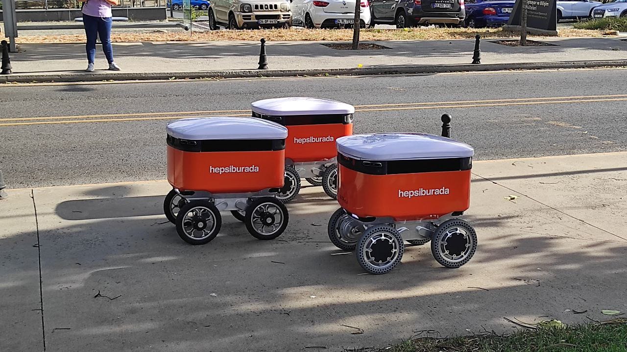 Delivery robot companies hot sale