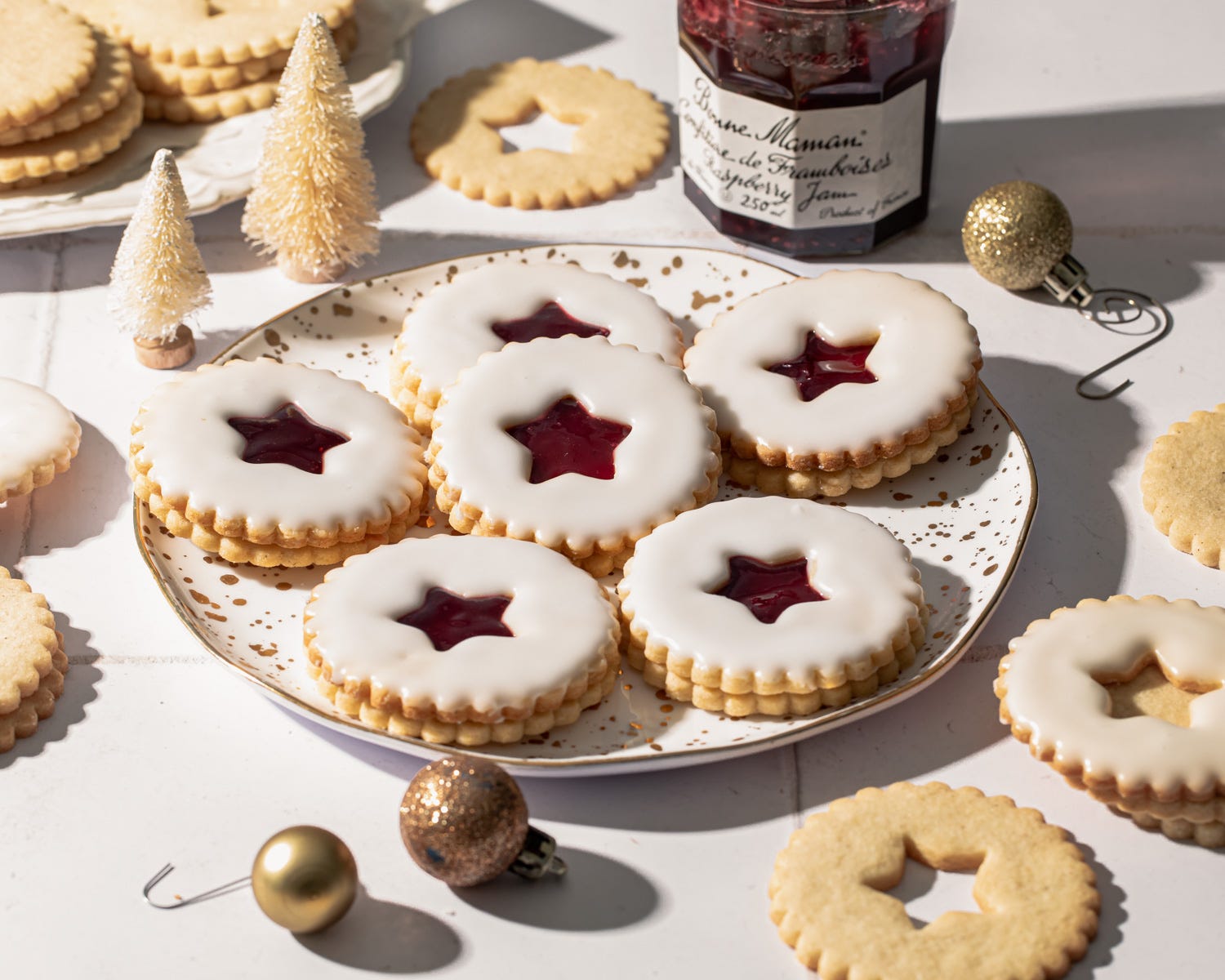 COOKIE WEEK Glazed Raspberry Linzer Cookies
