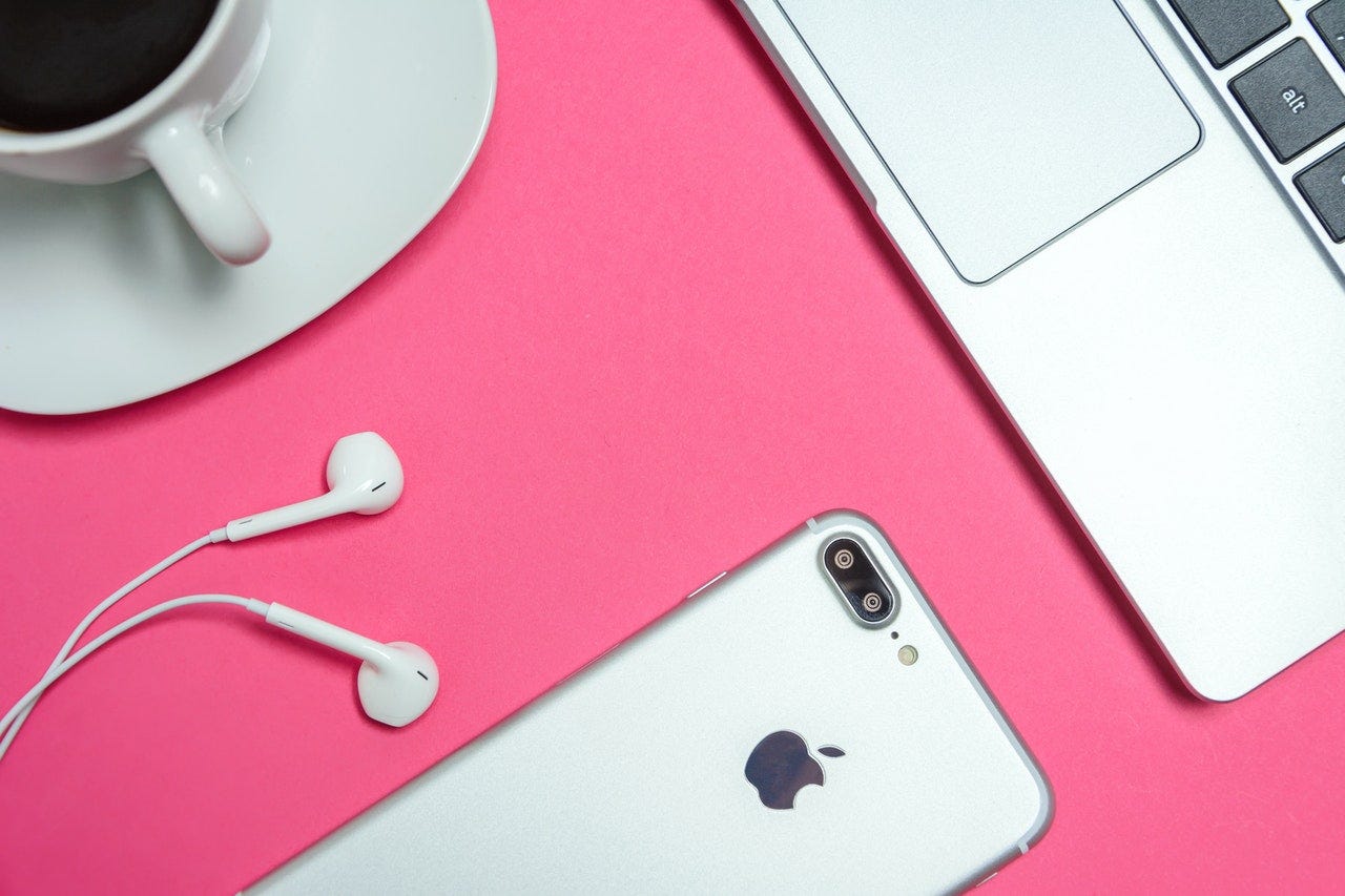 How Did Apple Get Its Name And Logo By Ankur Ashta How Did Apple Get Its Name And Logo By Ankur Ashta