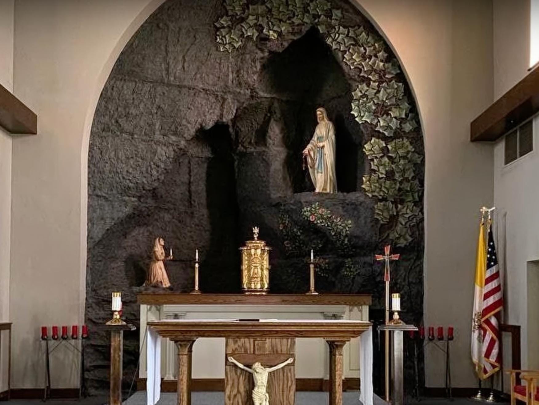 Hindu temple in closed N.Y. church raises questions