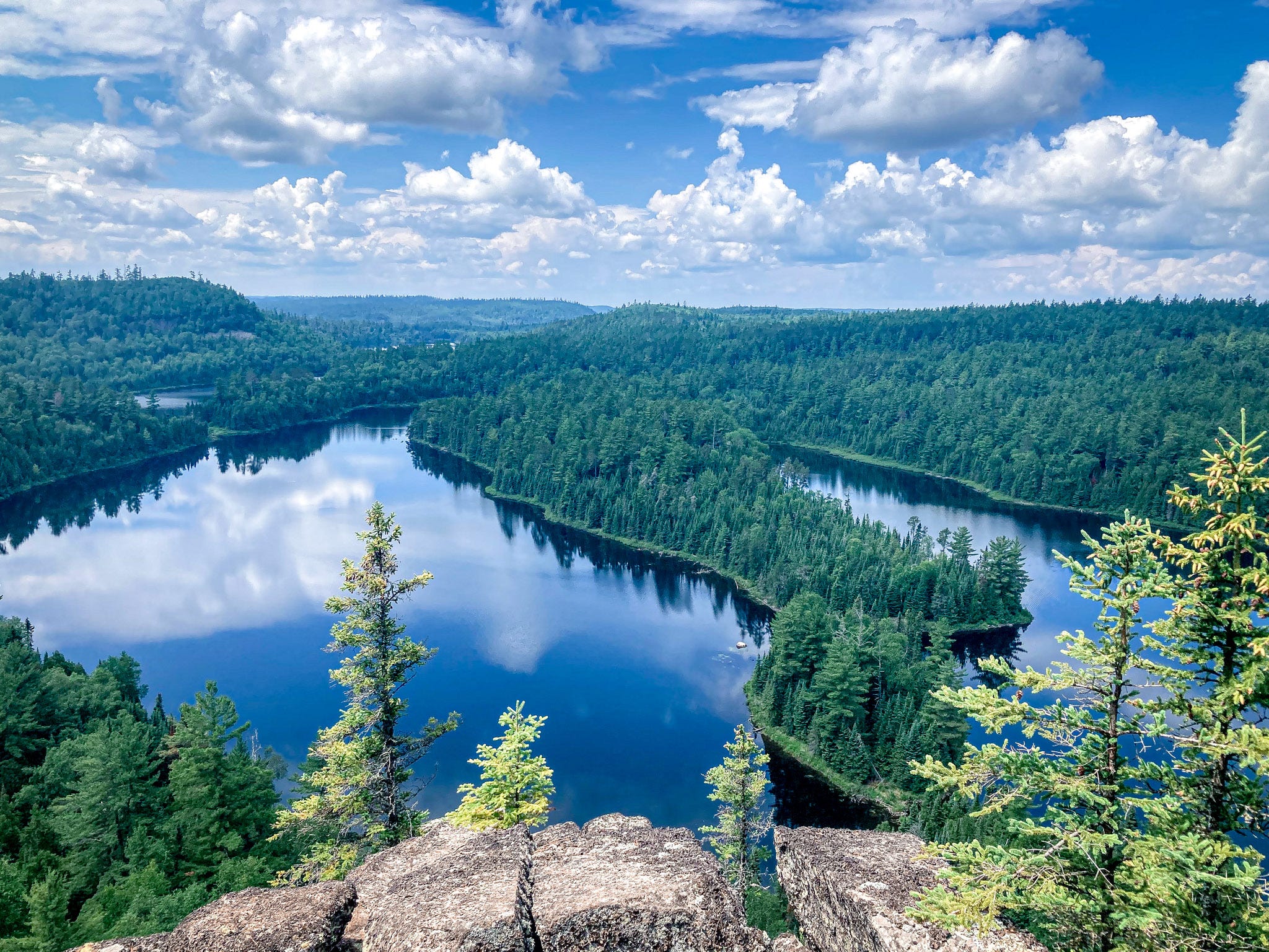 Boundary waters outlet hiking trails
