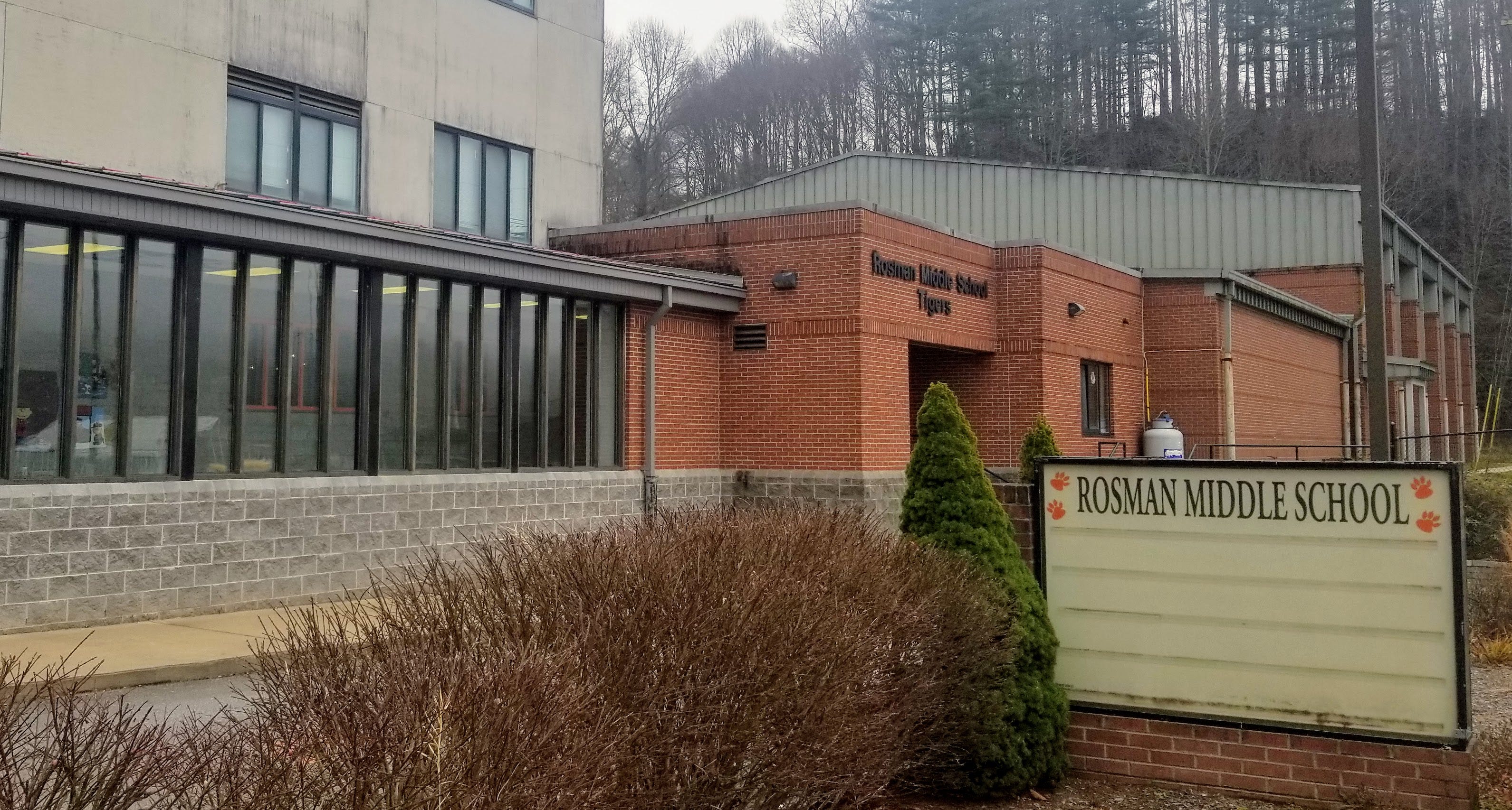 School Board Opts for Much New Construction, Little Renovation, in