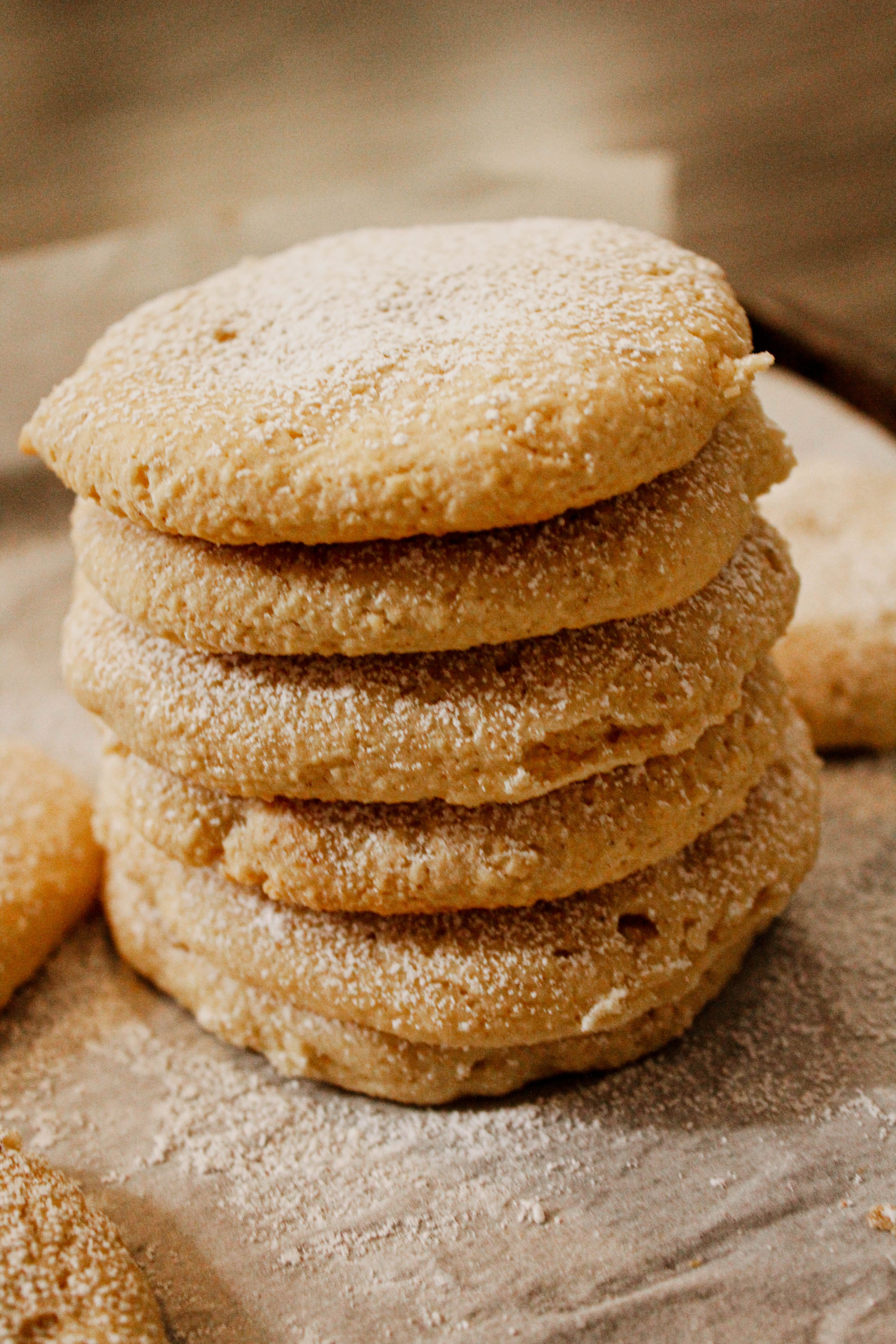 Vanilla Macadamia Cookies Vegan & GF by Maria Villa