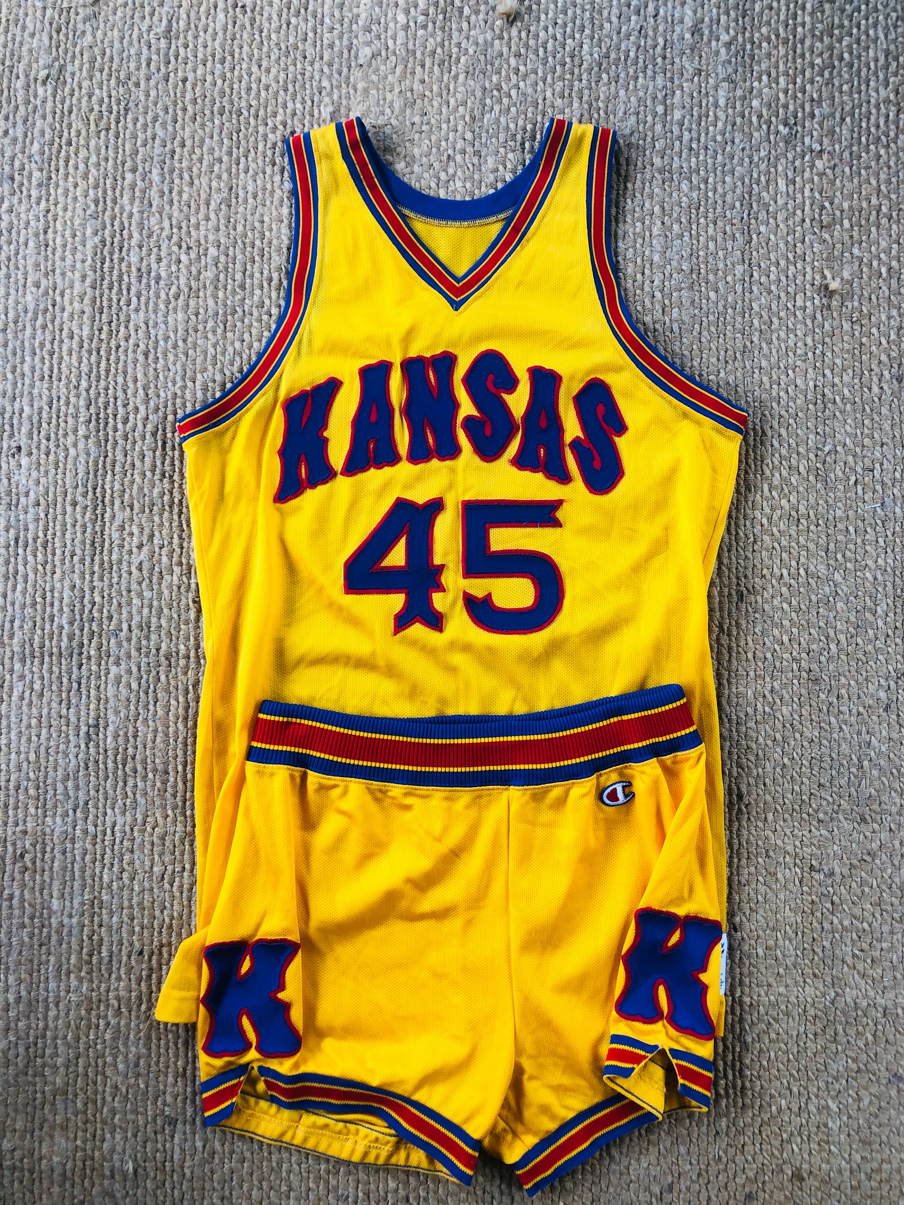 Basketball yellow jersey clearance