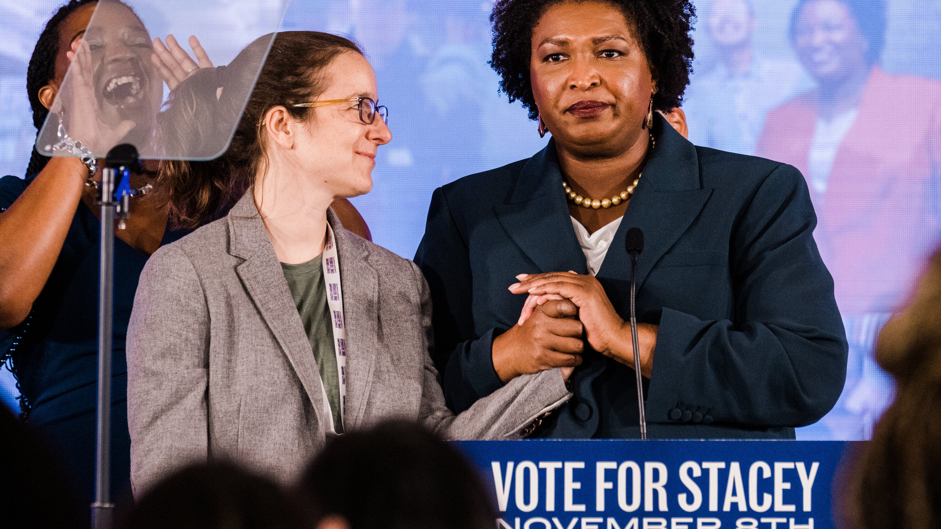 Report Abrams' campaign 1M+ in debt following defeat