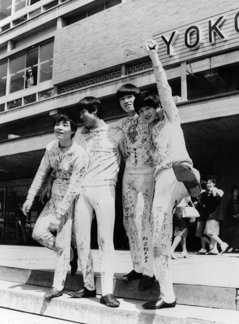 When the Beatles did Japan (5) - by Gianni Simone