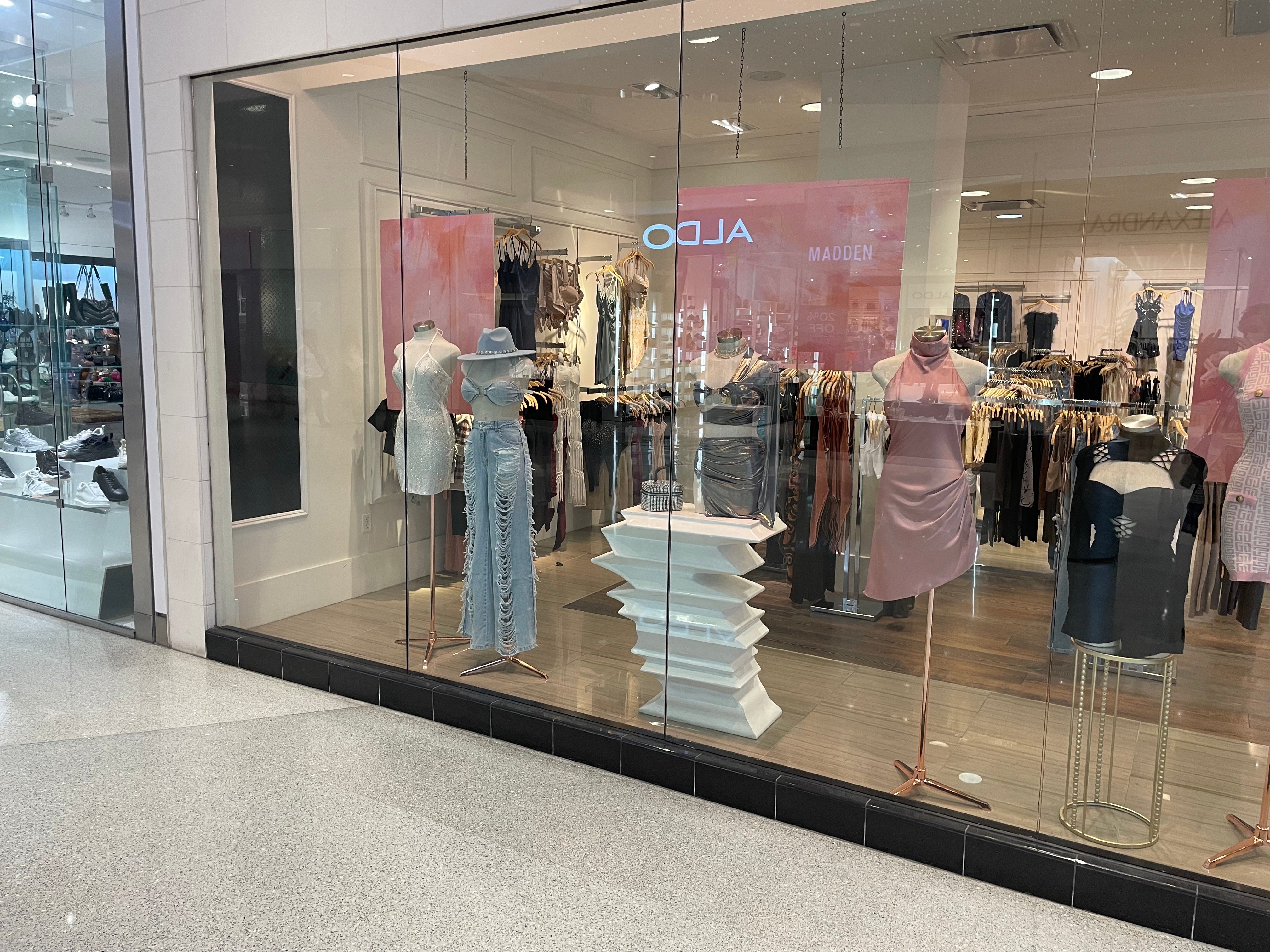 H&m beverly center 2025